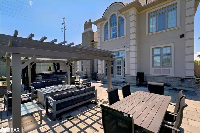 Additional property image - 1 Royal West Drive Dr