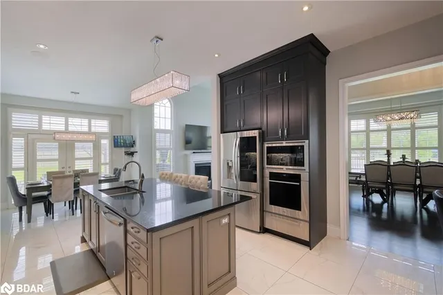 Additional property image - 1 Royal West Drive Dr
