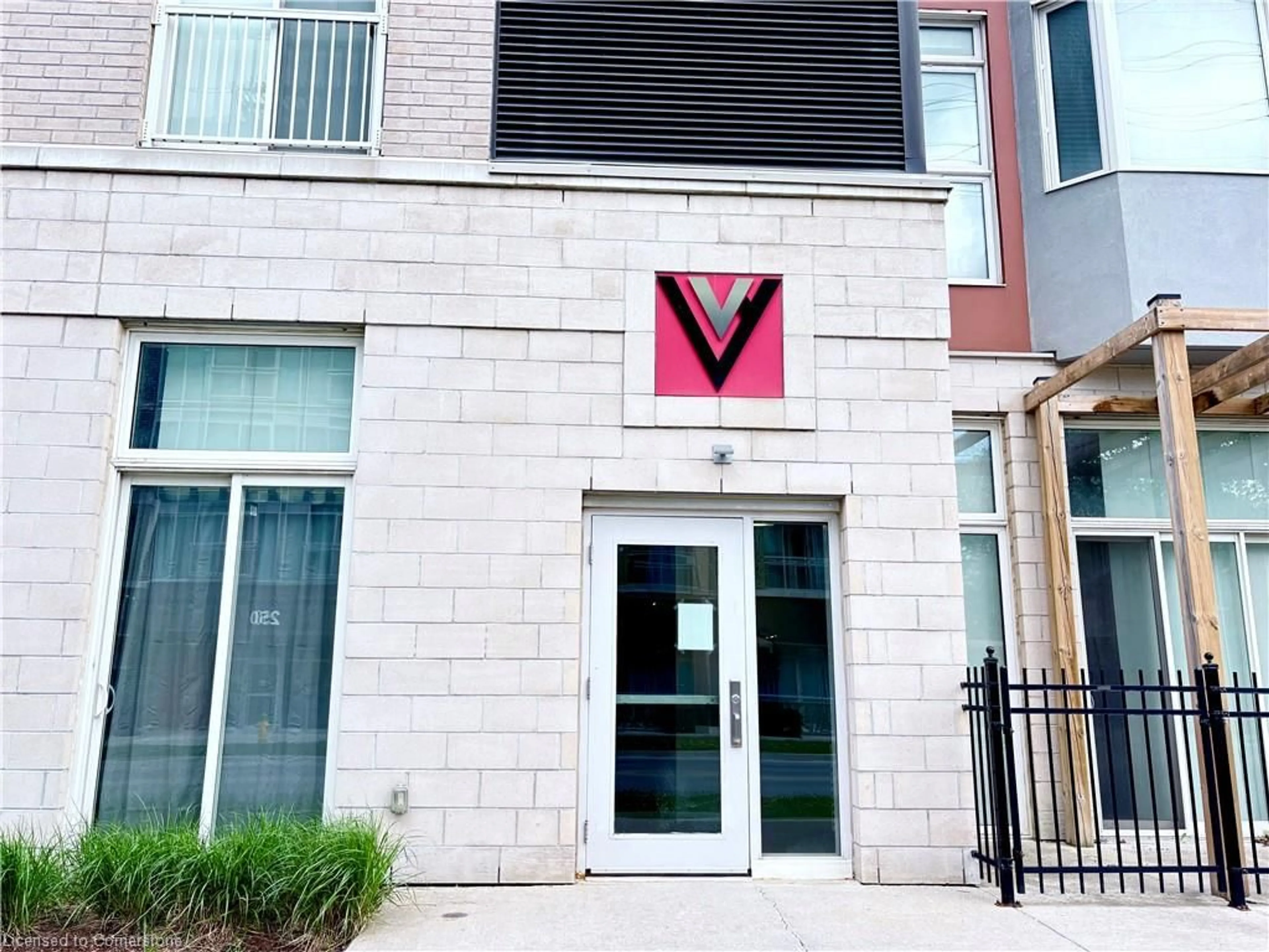 Unknown for 253 Albert St #103, Waterloo Ontario N2L 3T7