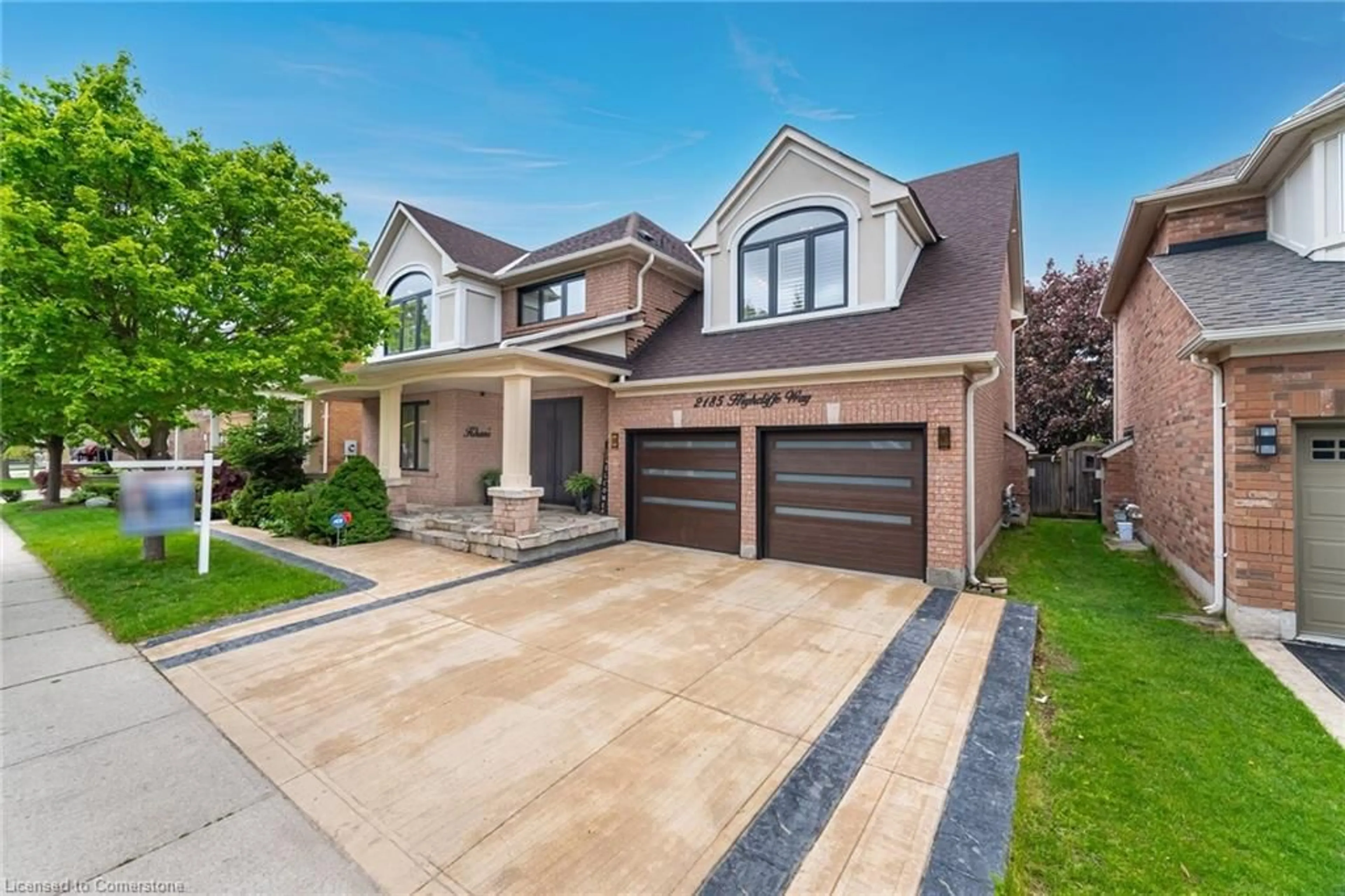 Home with brick exterior material, street for 2185 Highcliffe Way, Oakville Ontario L6M 5B7