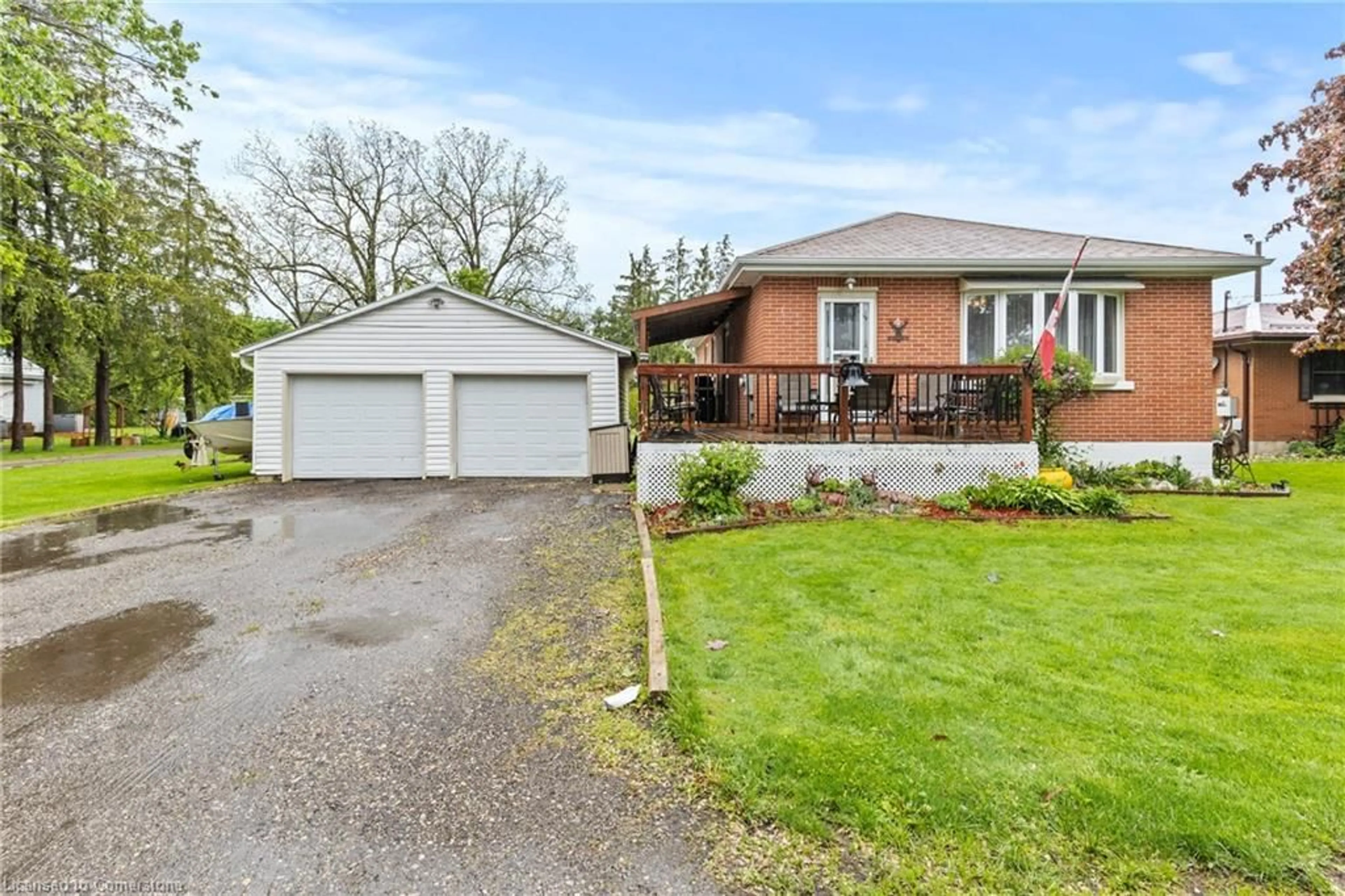 A pic from outside/outdoor area/front of a property/back of a property/a pic from drone, street for 4 Carman St, Oxford Ontario N0J 1P0