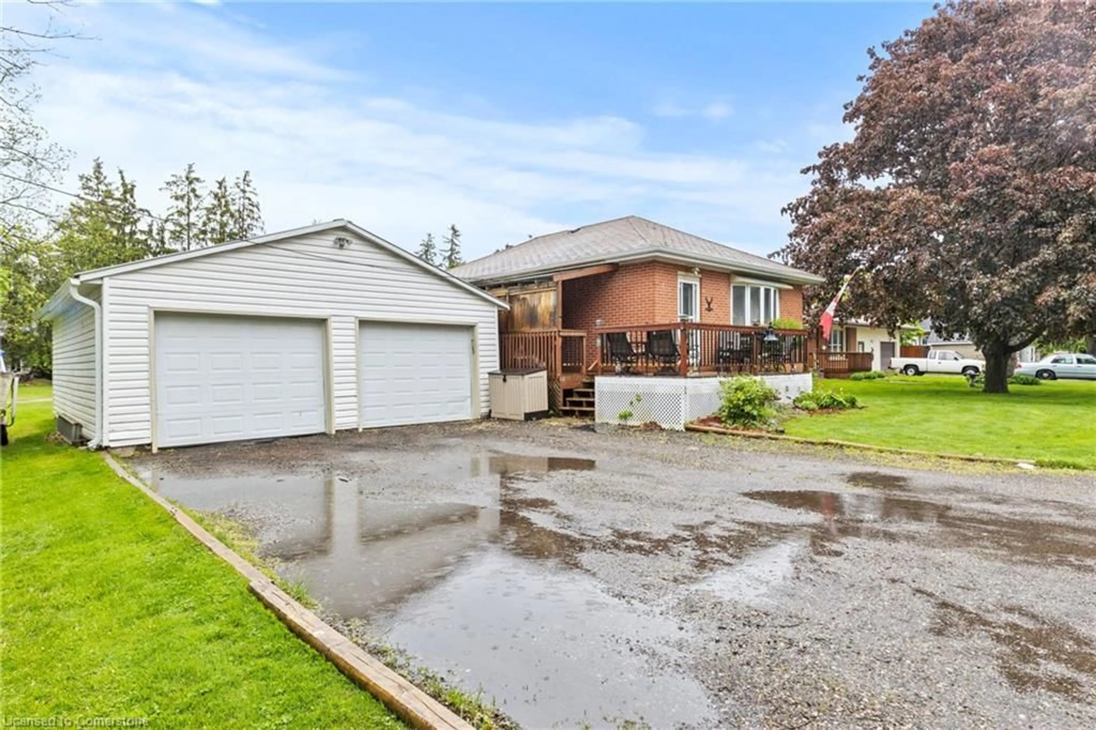 A pic from outside/outdoor area/front of a property/back of a property/a pic from drone, street for 4 Carman St, Oxford Ontario N0J 1P0