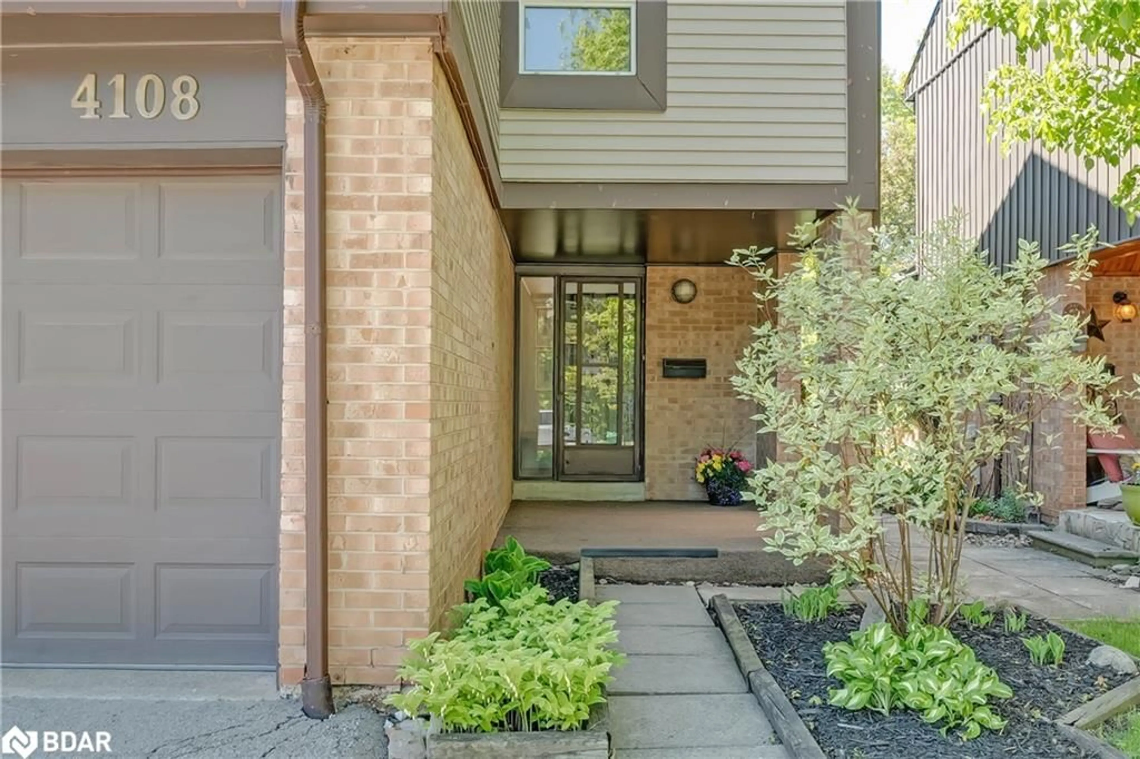Home with brick exterior material, street for 4108 Pheasant Run, Peel Ontario L5L 2C1