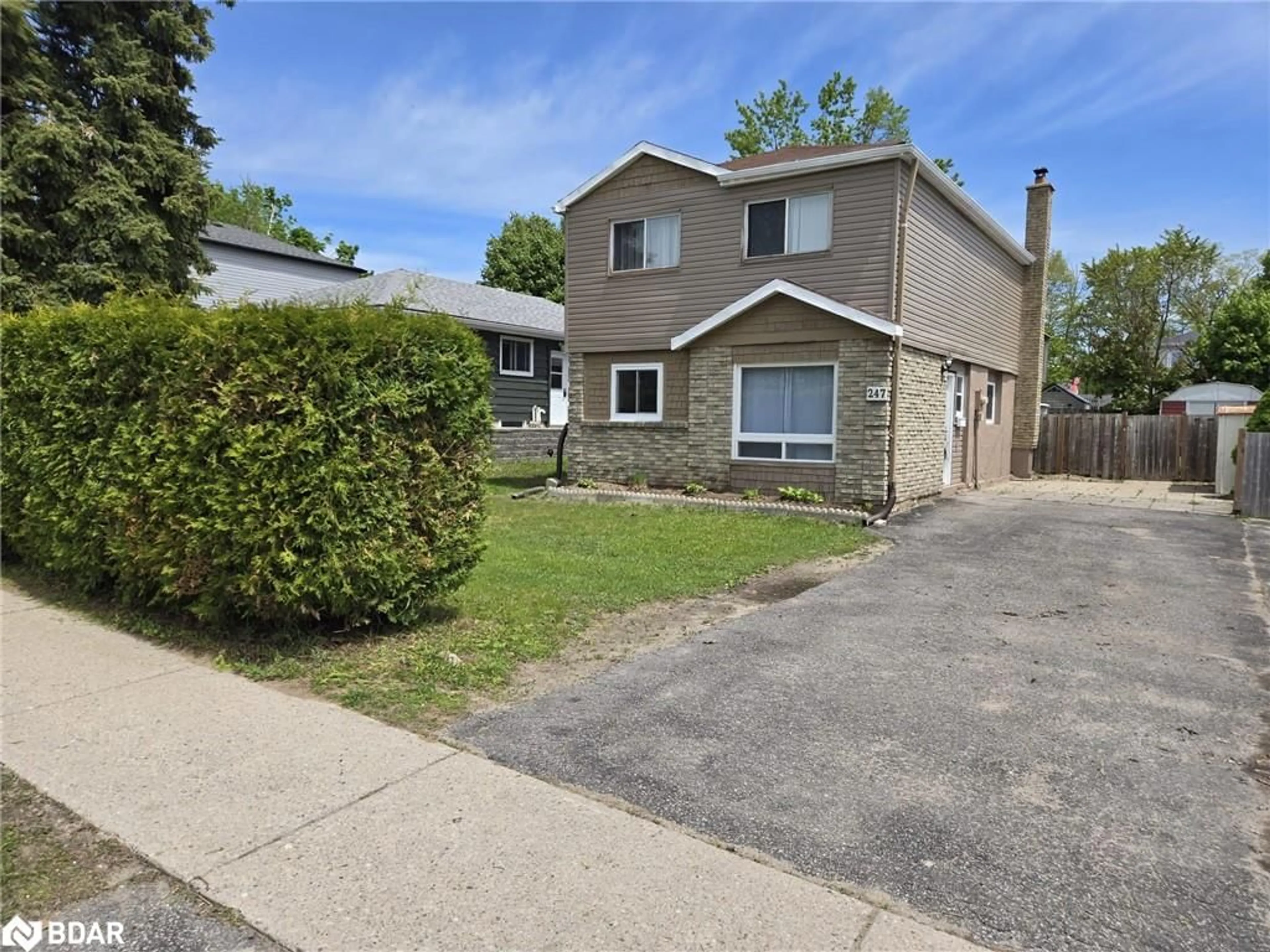 Unknown for 247 Letitia St, Barrie Ontario L4N 4Y7