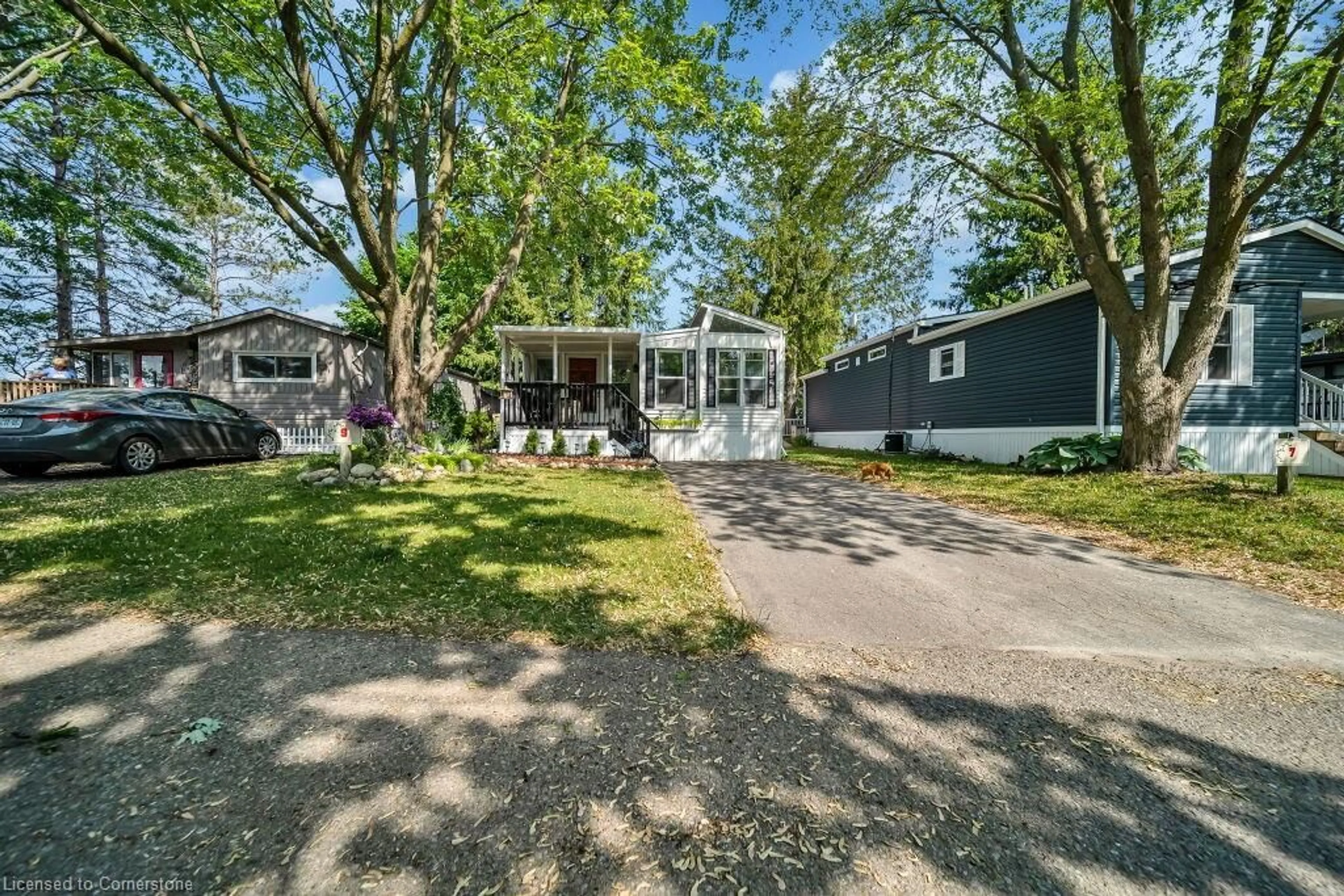 Unknown for 580 Beaver Creek Rd #9, Waterloo Ontario N2J 3Z4