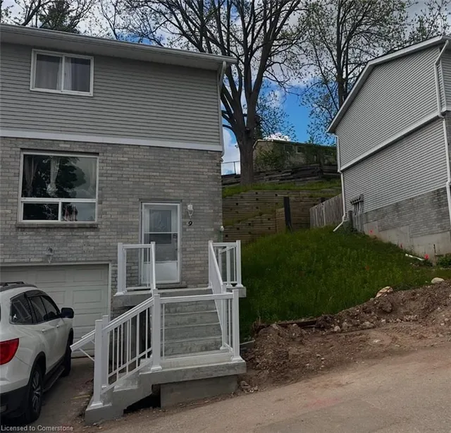 Additional property image - 648 Doon Village Rd Unit 9
