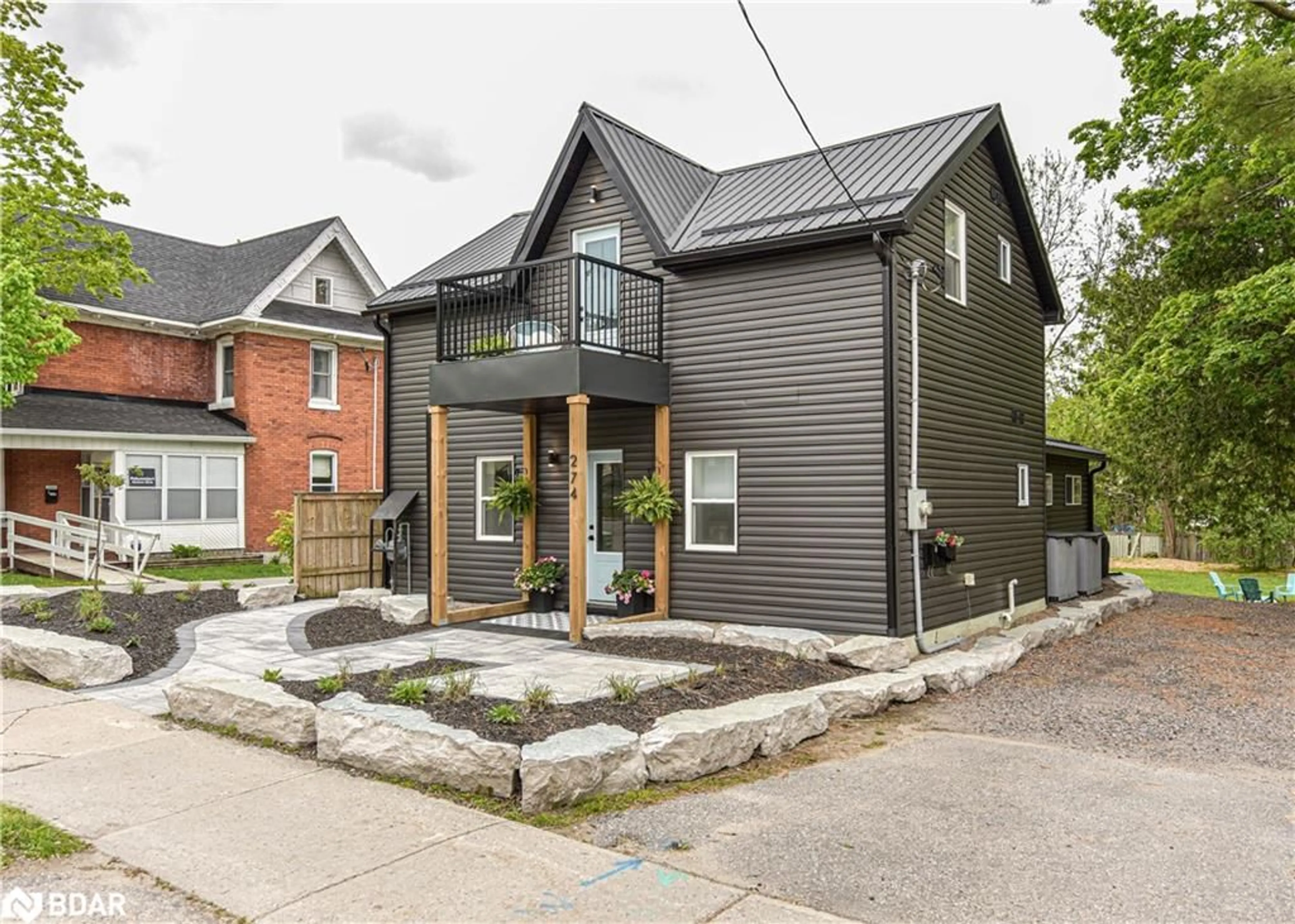 Home with brick exterior material, street for 274 Mississaga St, Orillia Ontario L3V 3B8
