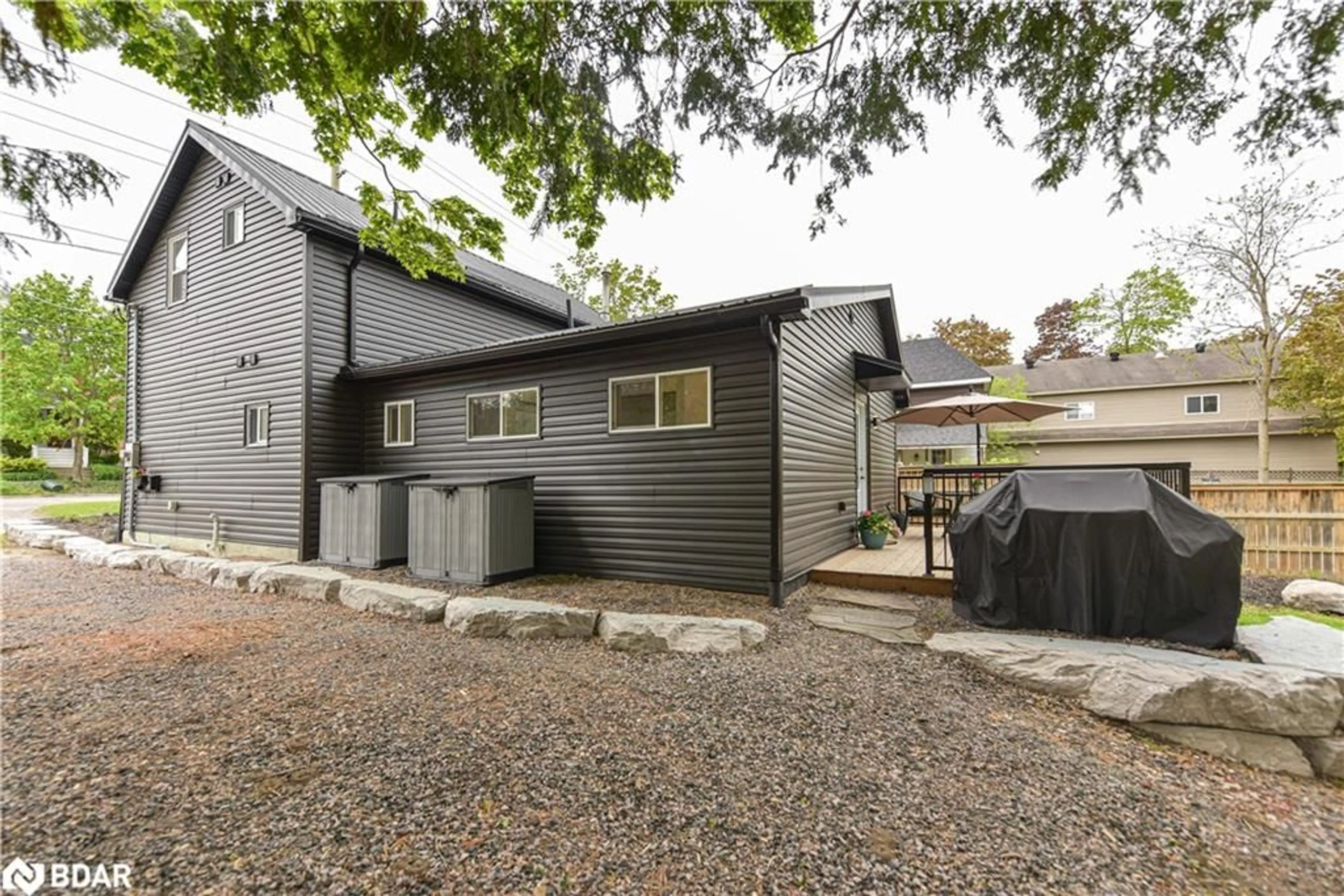 Home with vinyl exterior material, street for 274 Mississaga St, Orillia Ontario L3V 3B8