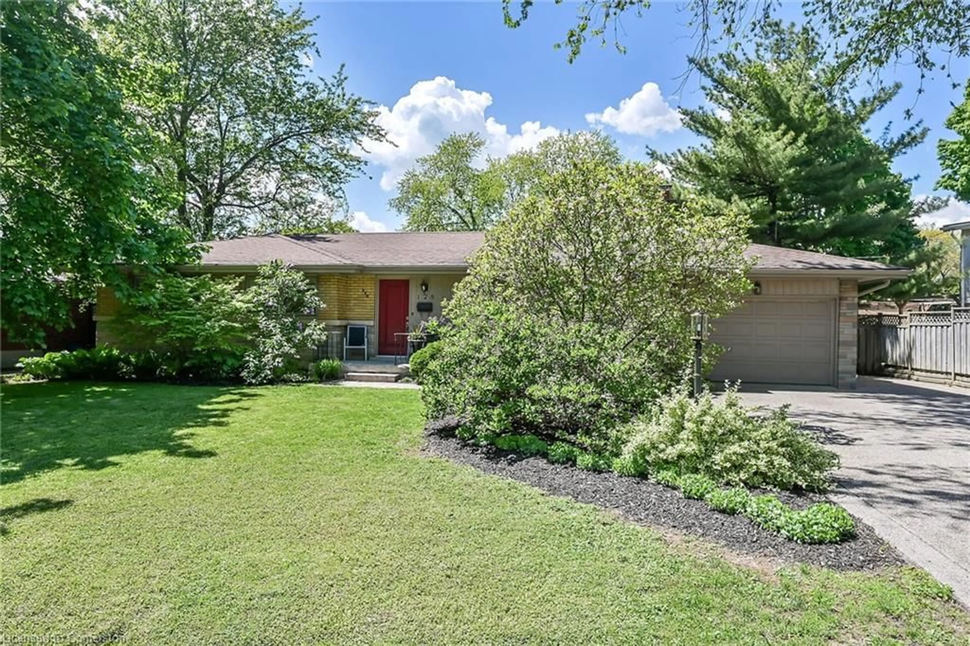 Unknown for 128 Oneida Blvd, Ancaster Ontario L9G 3C9