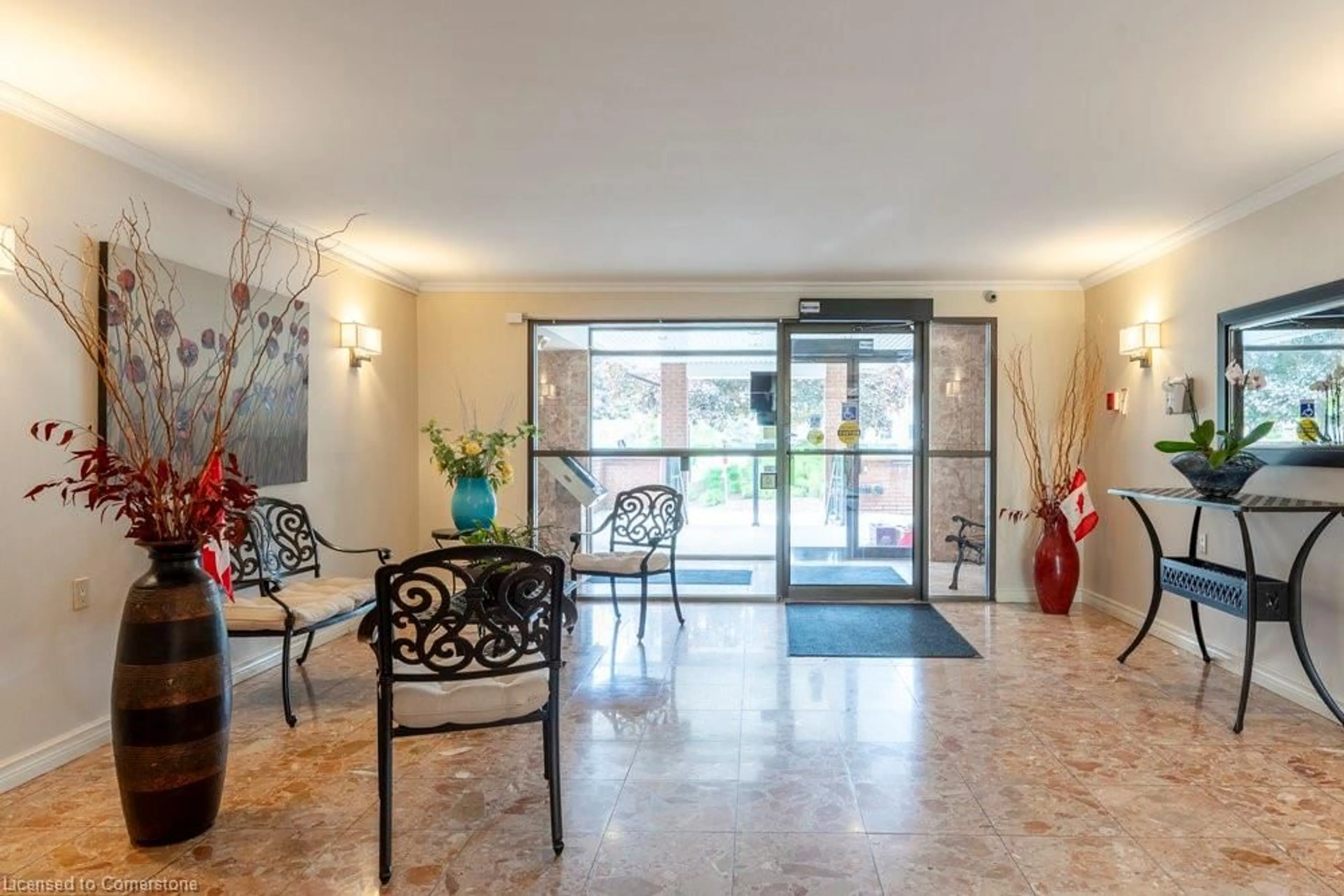Indoor foyer for 150 Wilson St #220, Ancaster Ontario L8R 1E2