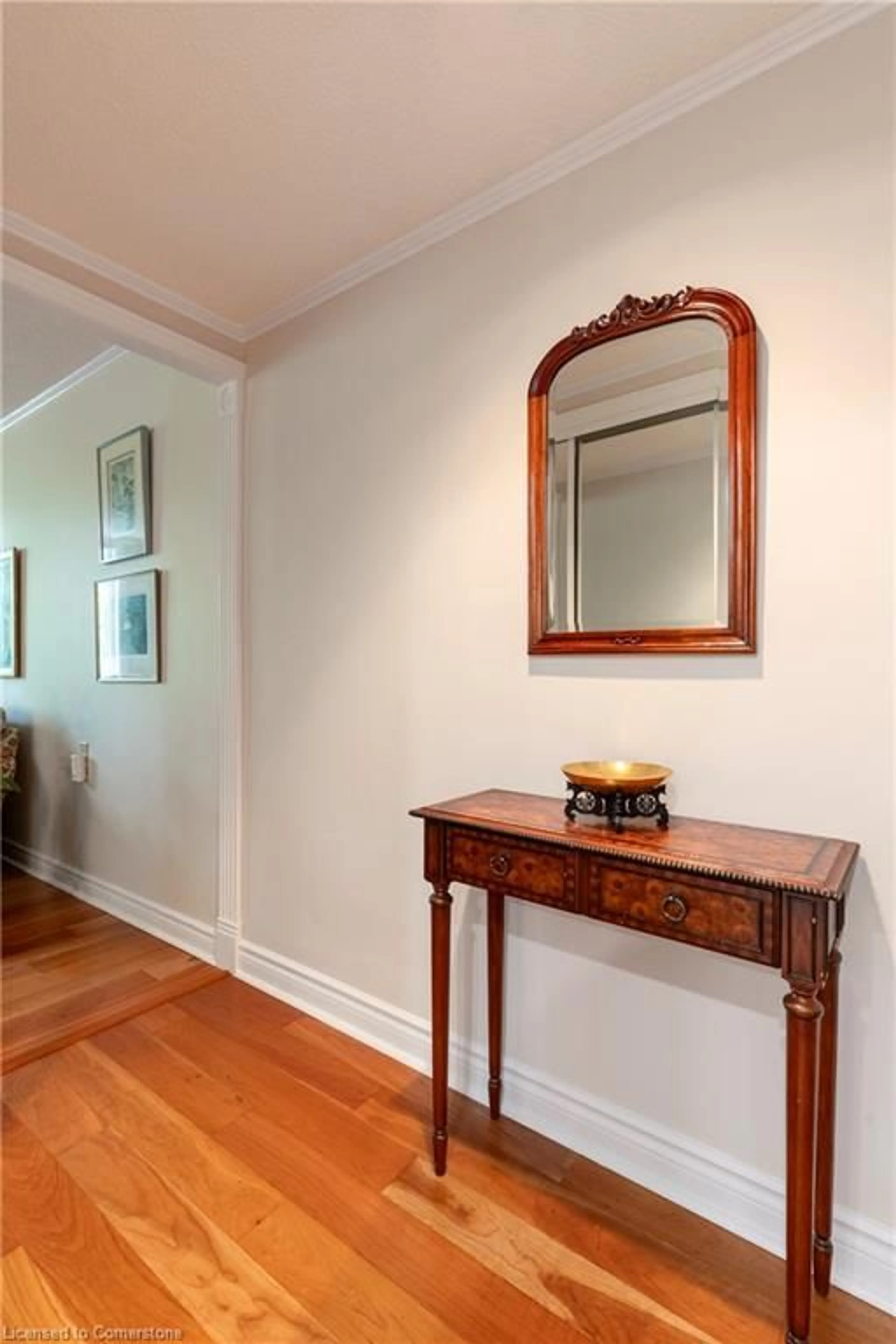 Indoor entryway for 150 Wilson St #220, Ancaster Ontario L8R 1E2