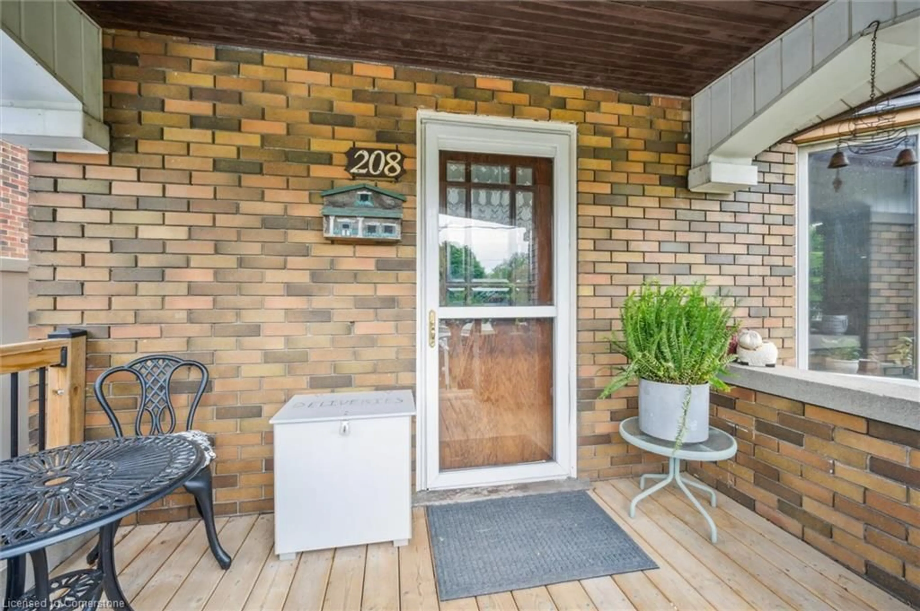 Unknown for 208 Stirling Ave, Kitchener Ontario N2G 3N9