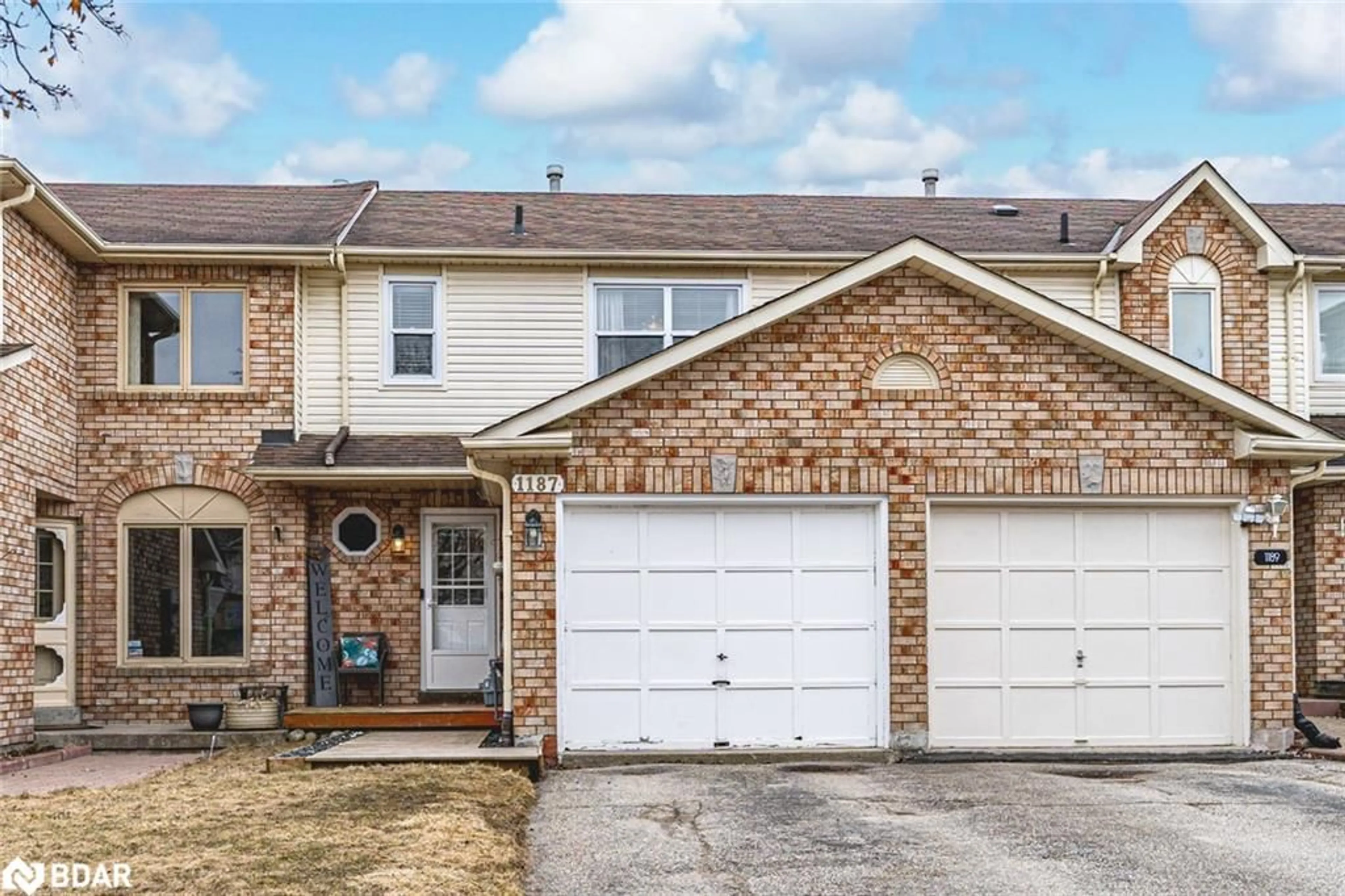 Home with brick exterior material, street for 1187 Inniswood St, Innisfil Ontario L9S 1X9