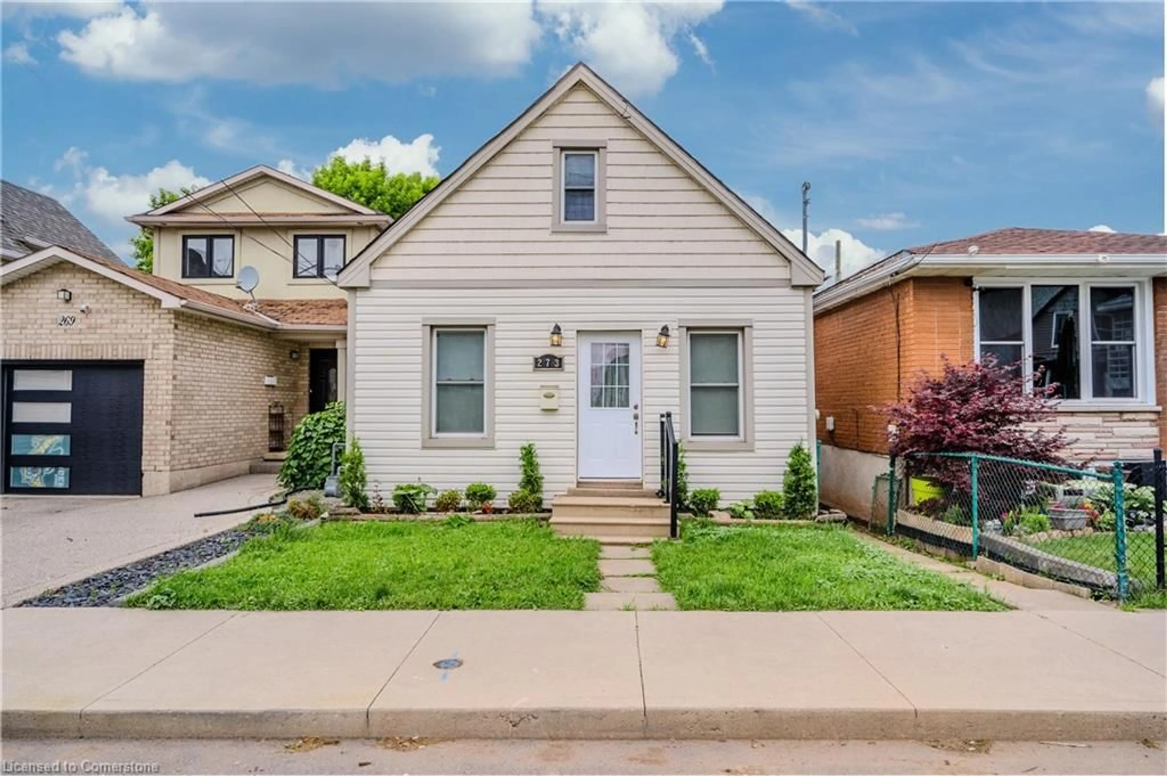 Home with brick exterior material, street for 273 Britannia Ave, Hamilton Ontario L8H 1X9