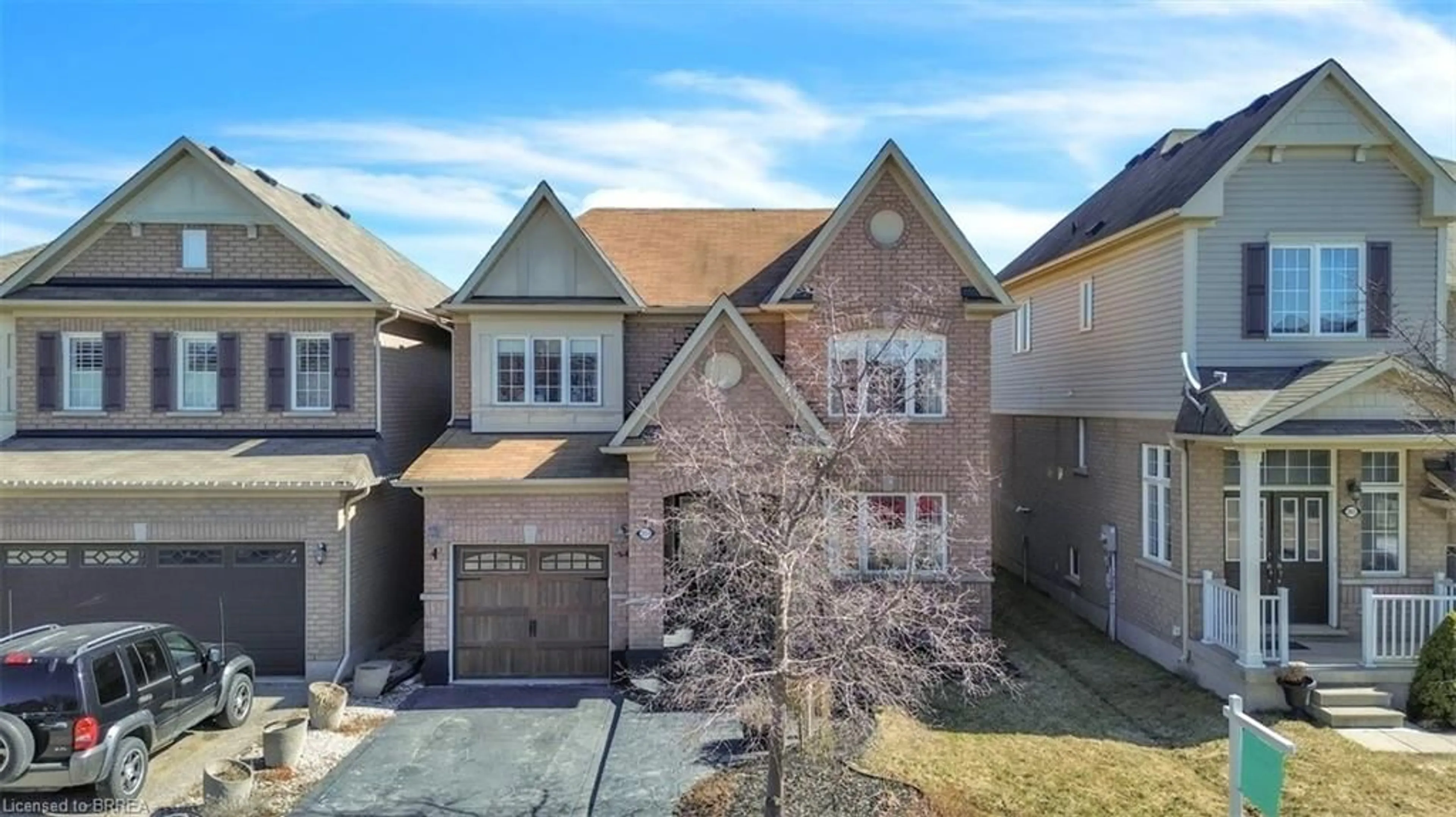 A pic from outside/outdoor area/front of a property/back of a property/a pic from drone, street for 201 Powell Rd, Brantford Ontario N3T 0E6