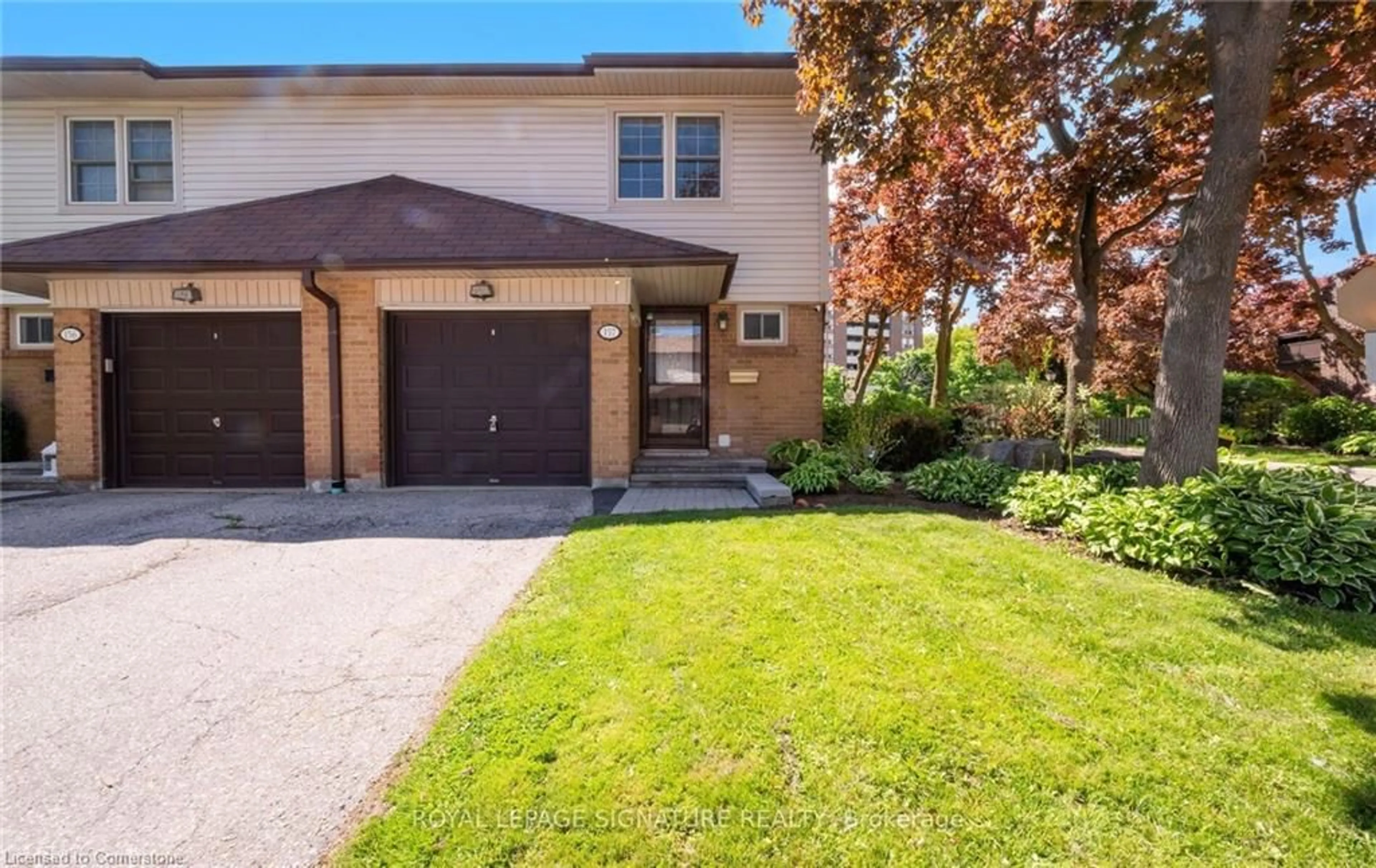 Patio, street for 2120 Rathburn Rd #157, Mississauga Ontario L4W 2S8