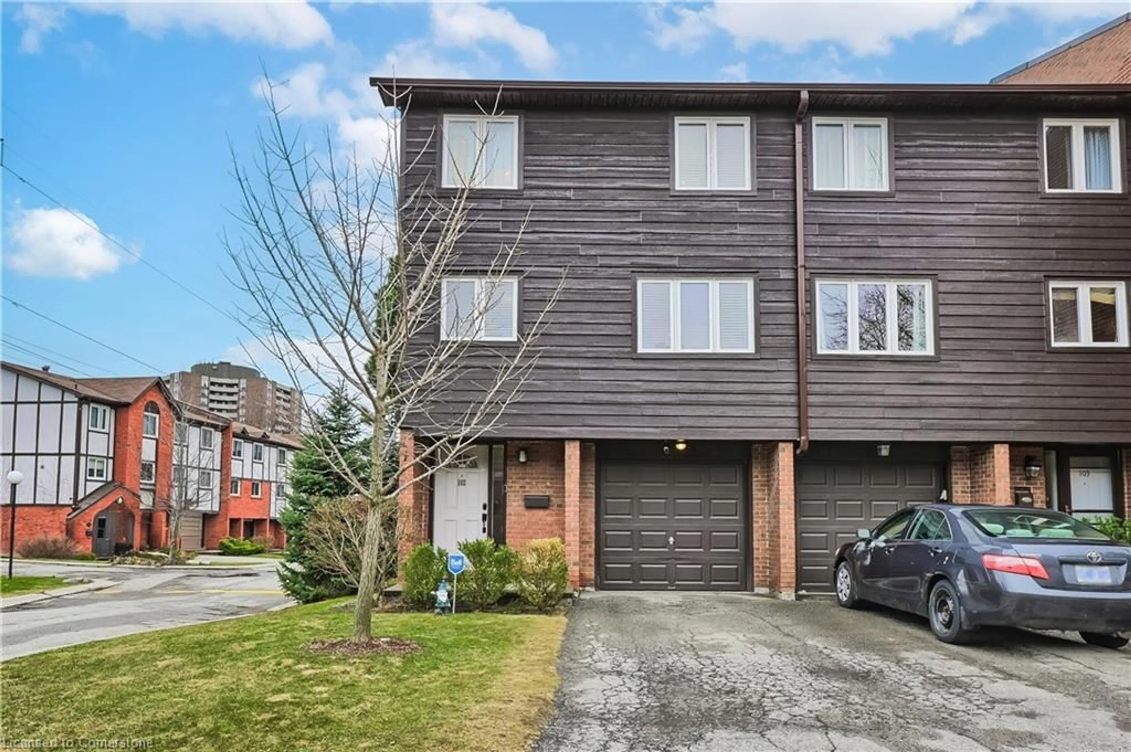 Unknown for 1755 Rathburn Rd #102, Mississauga Ontario L4W 2M8