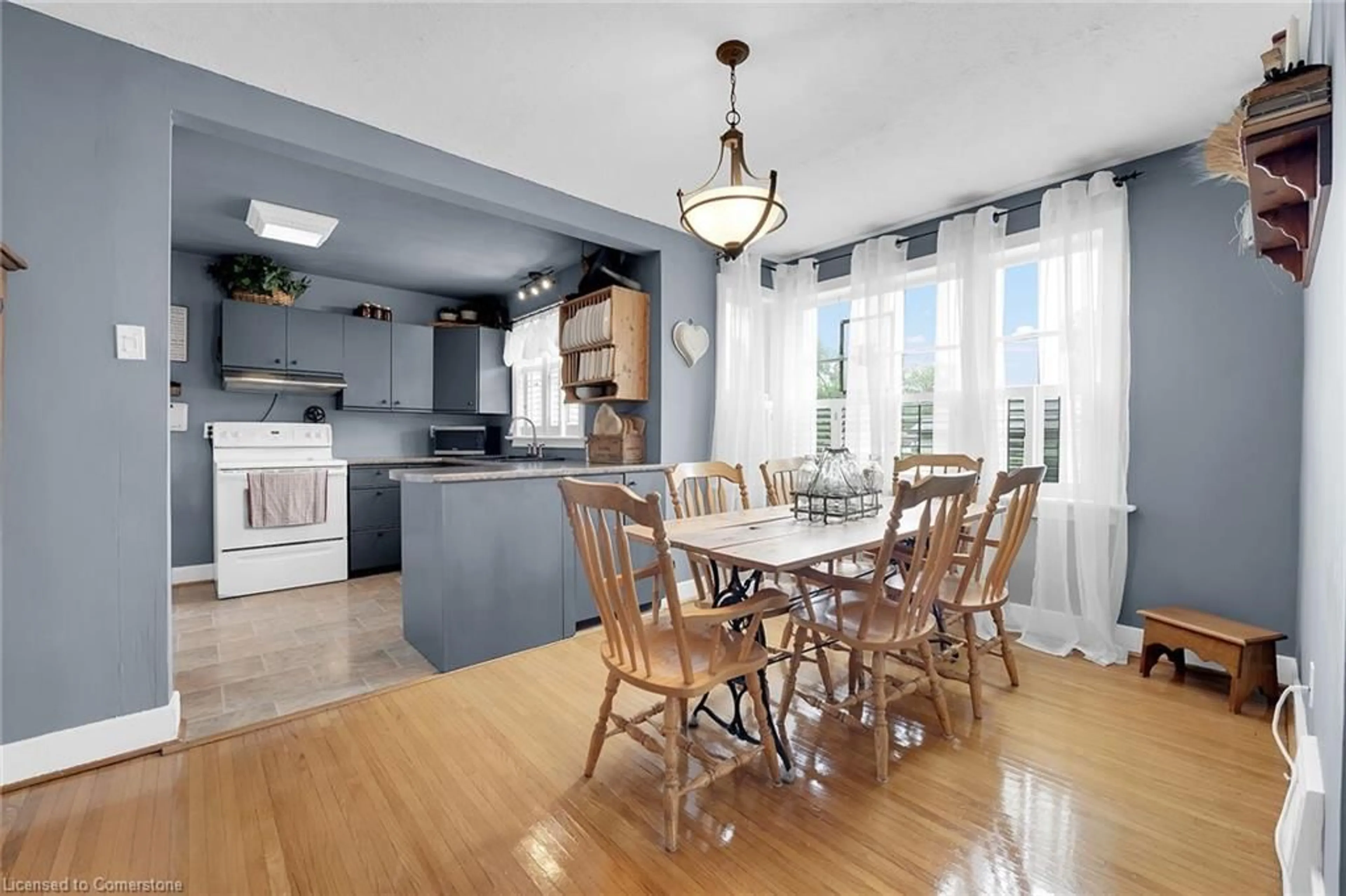 Open concept kitchen, unknown for 14 Sherring St, Hagersville Ontario N0A 1H0