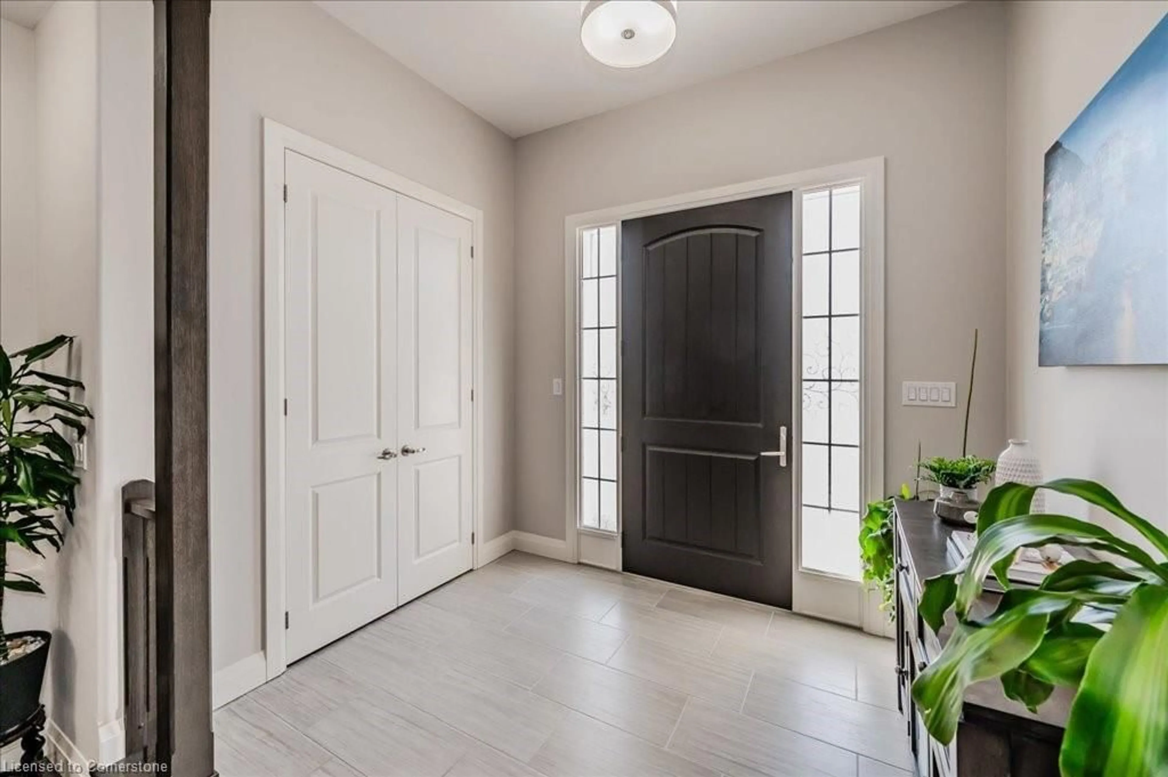 Indoor entryway for 82 River Ridge St, Kitchener Ontario N0B 1M0