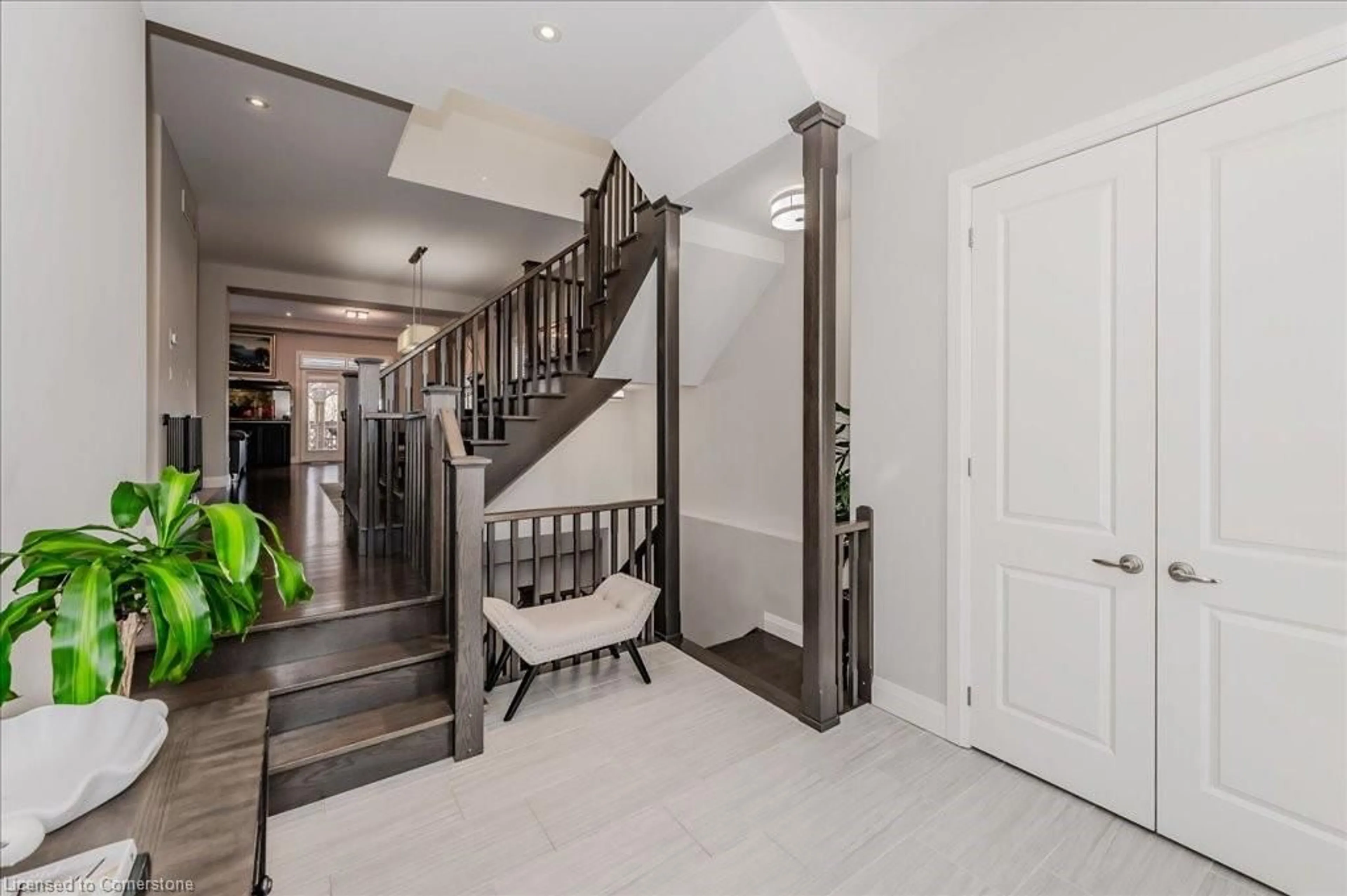 Unknown for 82 River Ridge St, Kitchener Ontario N0B 1M0