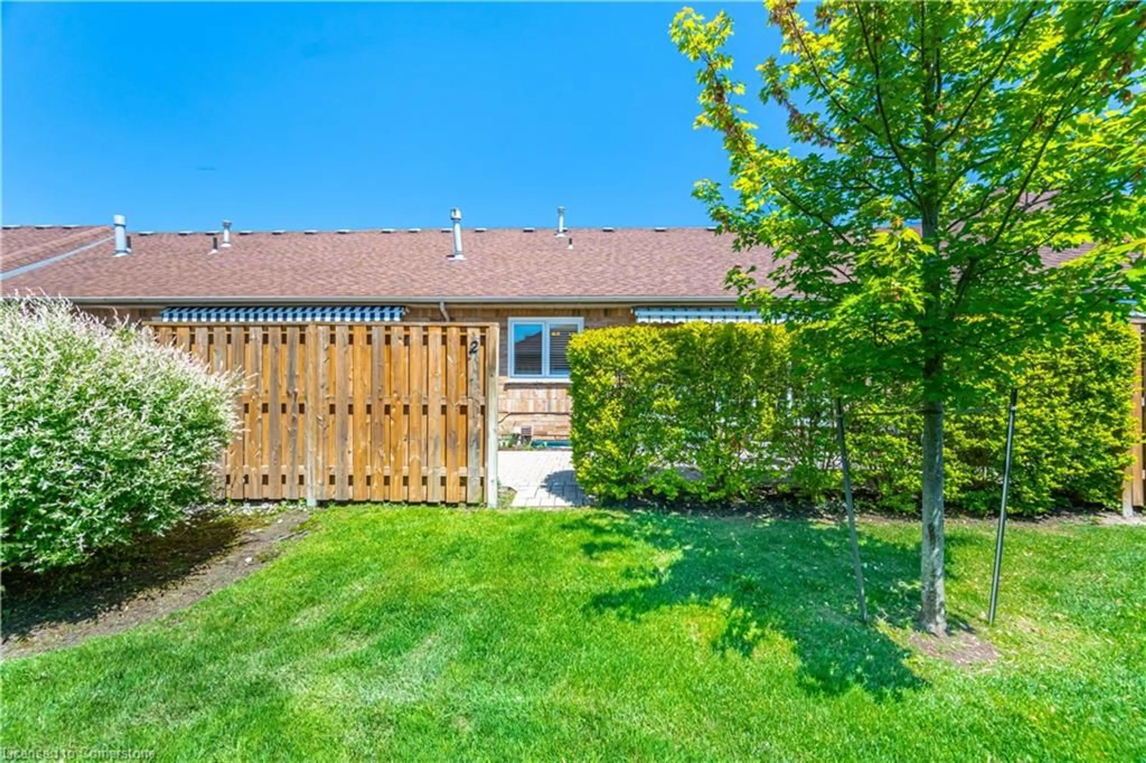 Patio, street for 4275 Millcroft Park Dr #2, Burlington Ontario L7M 4L9
