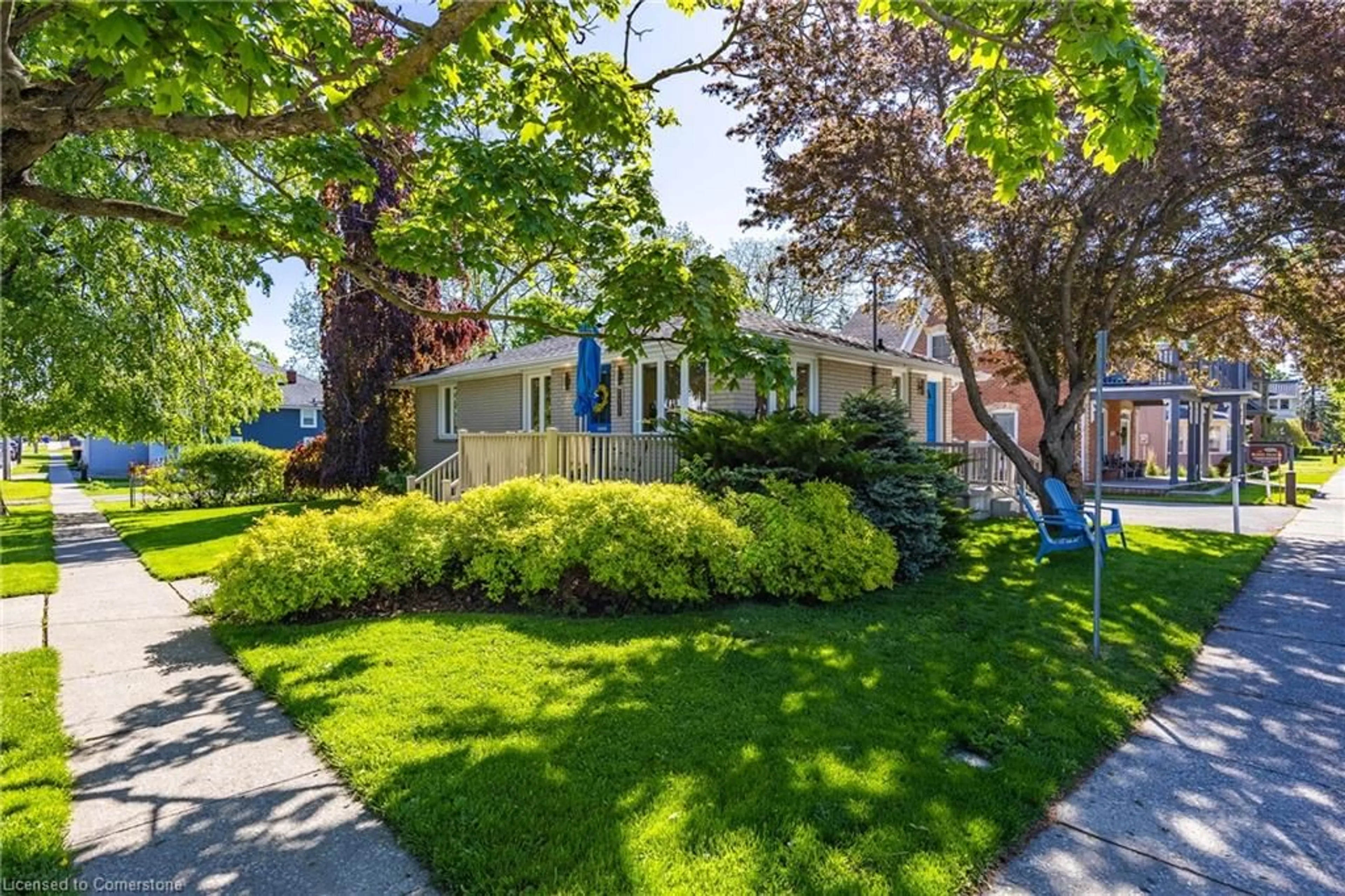 Unknown for 100 Market St E, Port Dover Ontario N0A 1N0