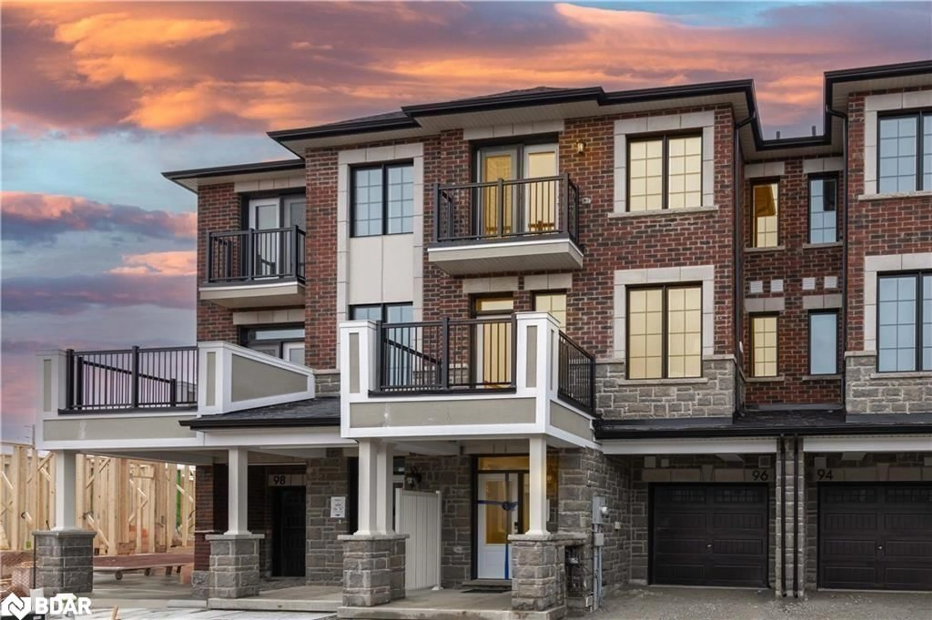 Home with brick exterior material, unknown for 96 Ennerdale St, Barrie Ontario L8J 1A4