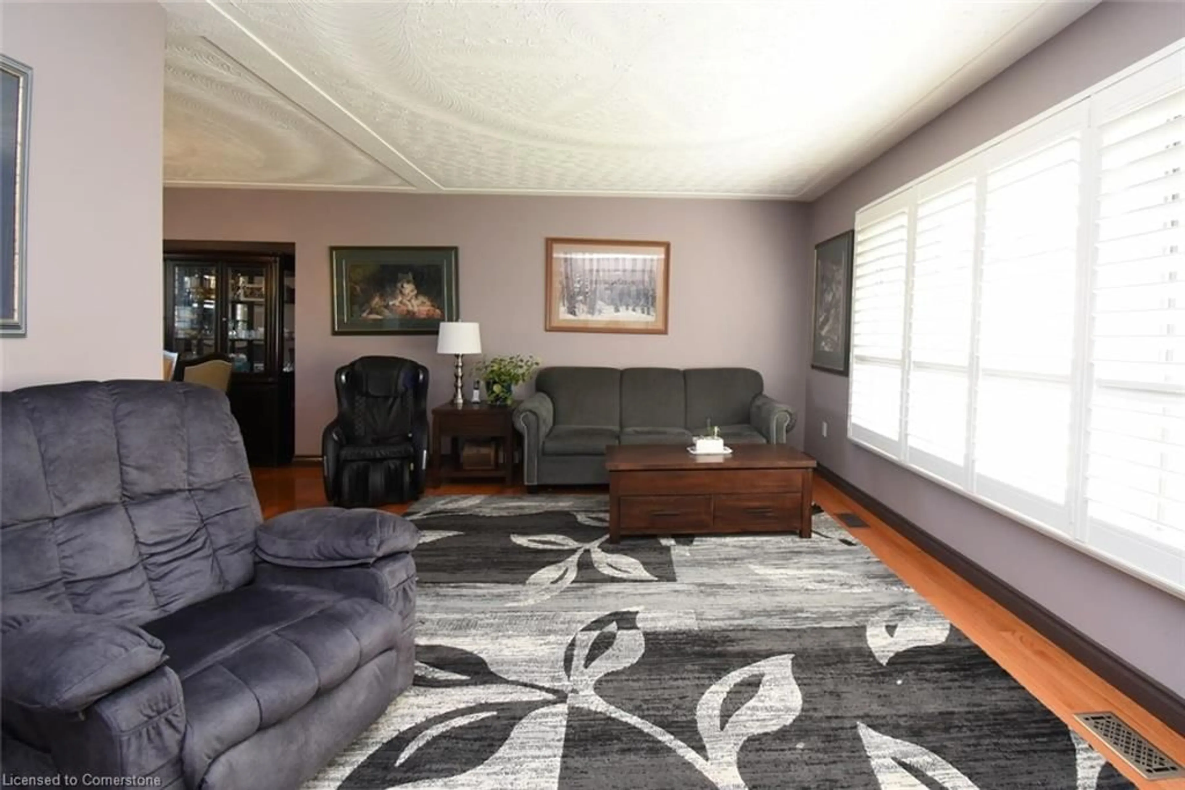 Living room with furniture, unknown for 54 Chester Rd, Hamilton Ontario L8E 1Y2