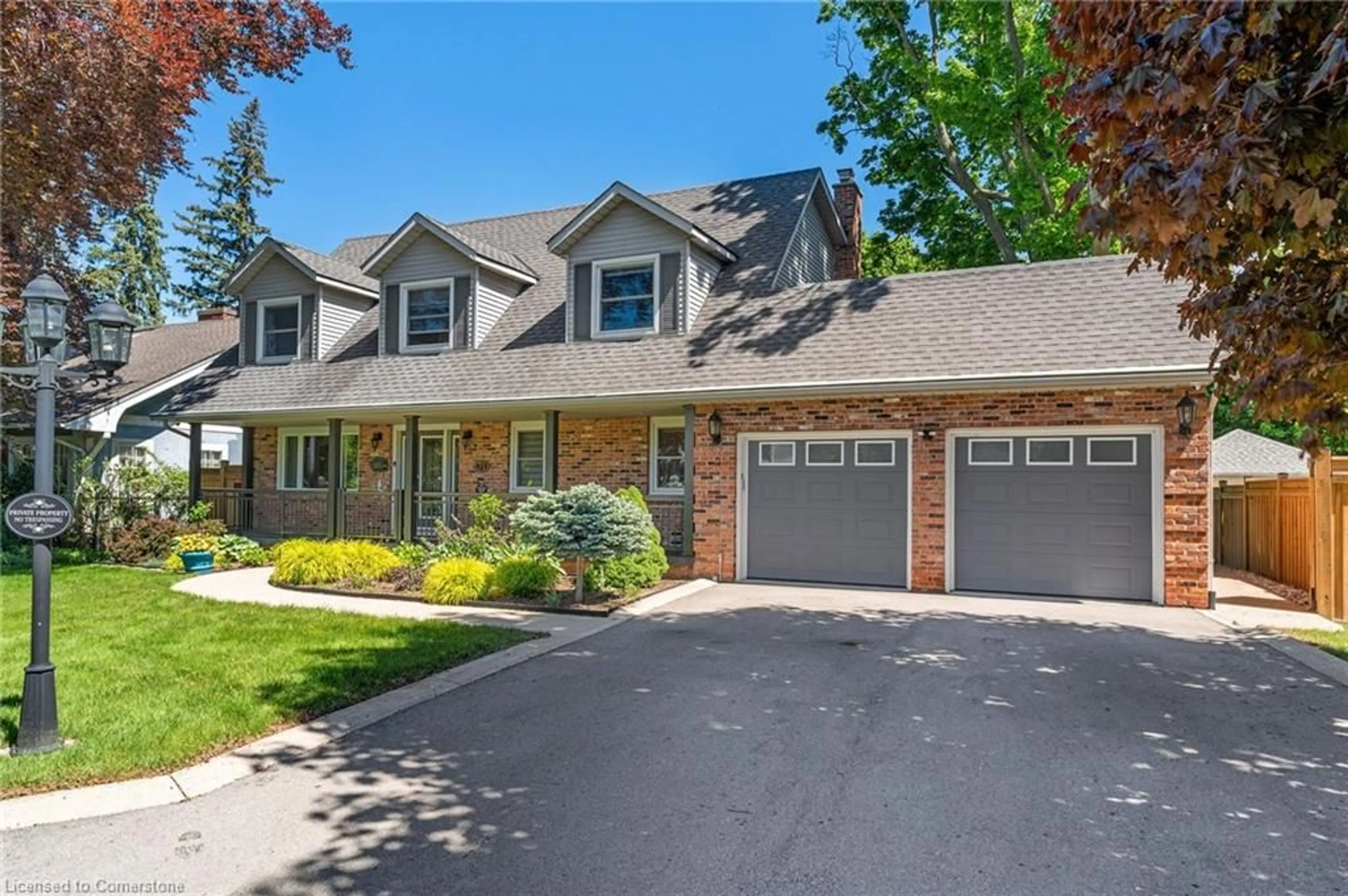 Unknown for 71 Main E St, Grimsby Ontario L3M 1N5
