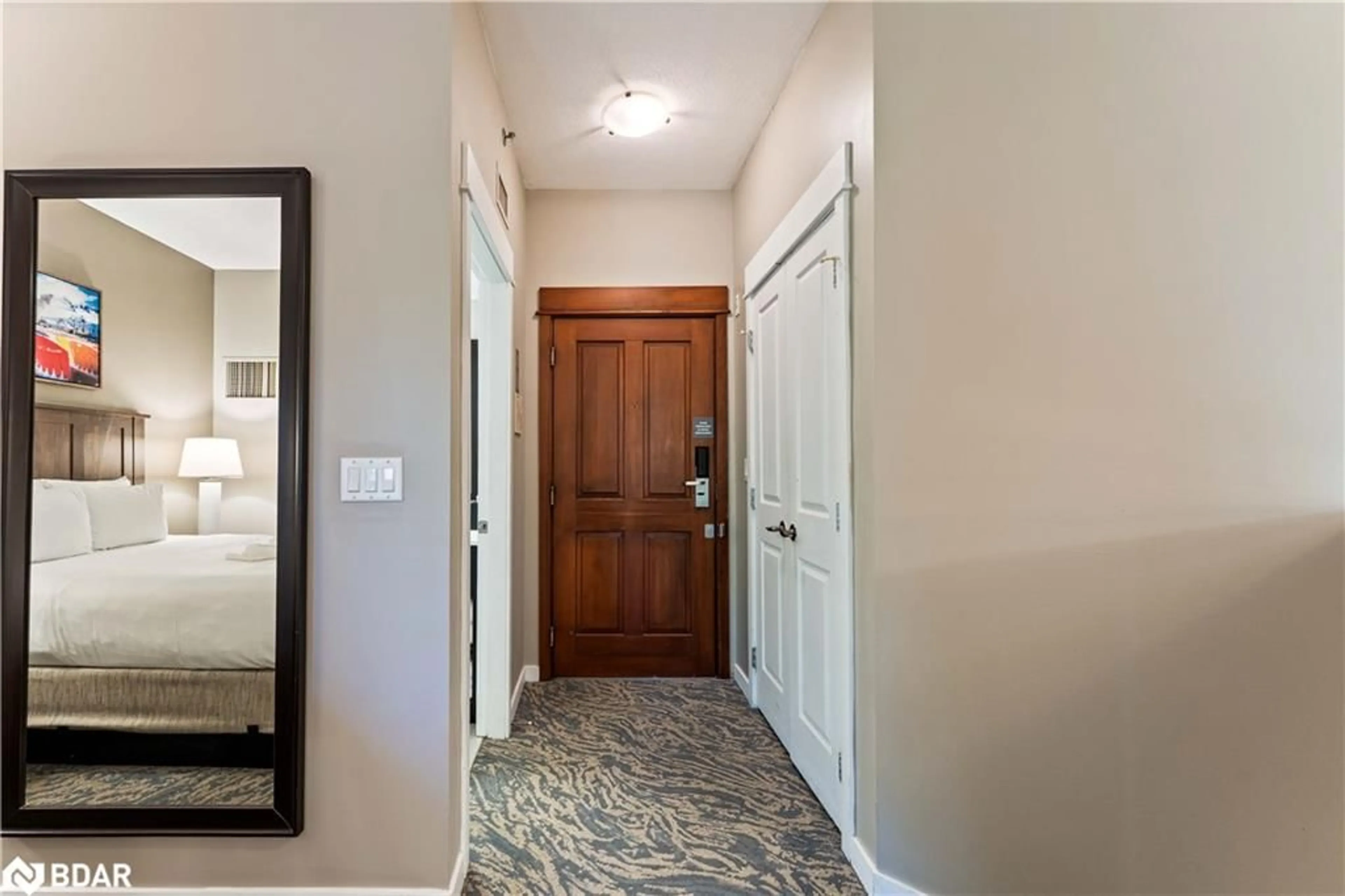 Indoor entryway for 156 Jozo Weider Blvd #437, The Blue Mountains Ontario L9Y 0V2