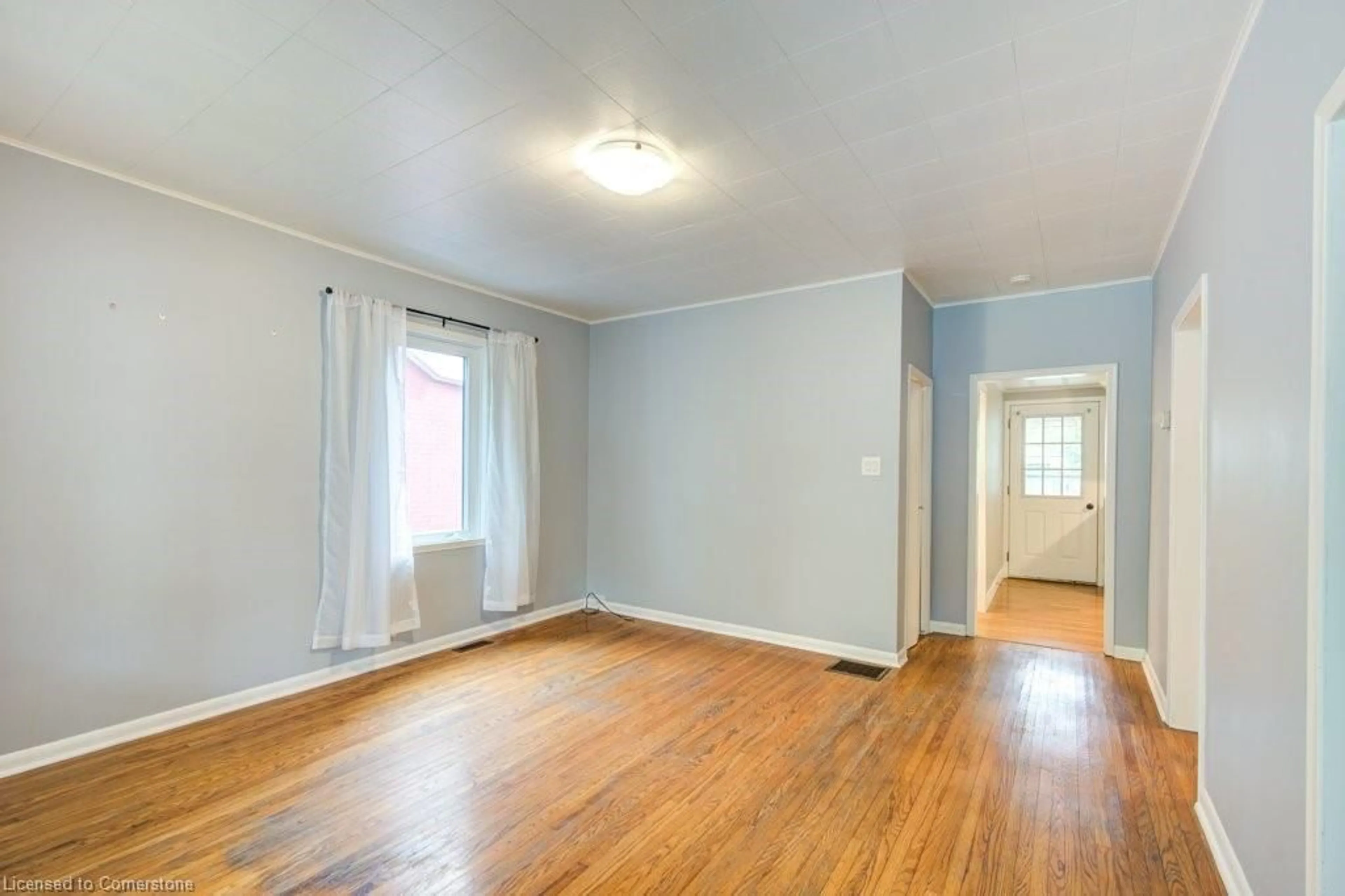 A pic of a room for 138 King St, Stratford Ontario N5A 4R9