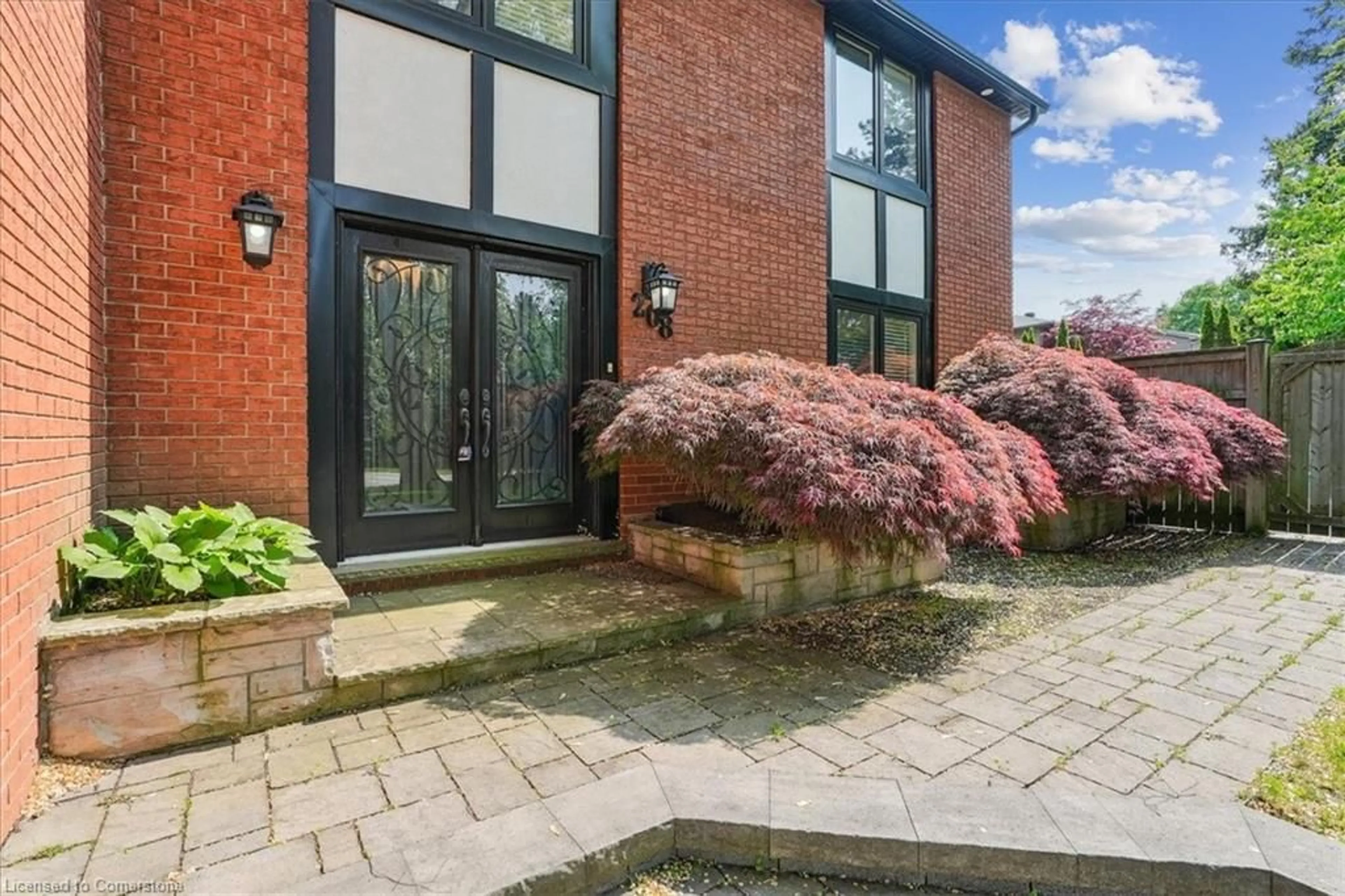 Home with brick exterior material, street for 208 Mohawk Rd, Ancaster Ontario L9G 2W9