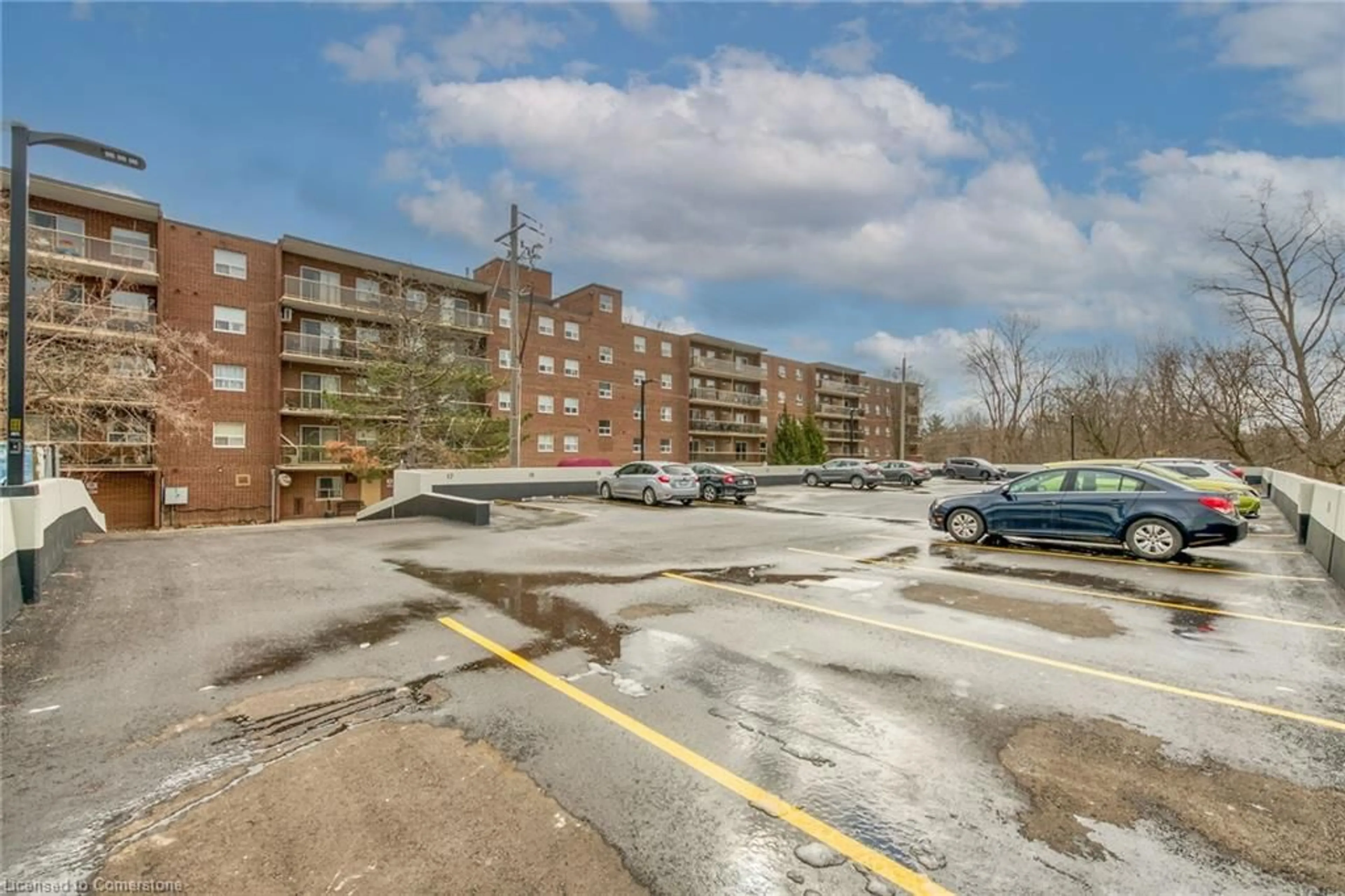 Unknown for 793 Colborne St #512, Brantford Ontario N3S 7J3