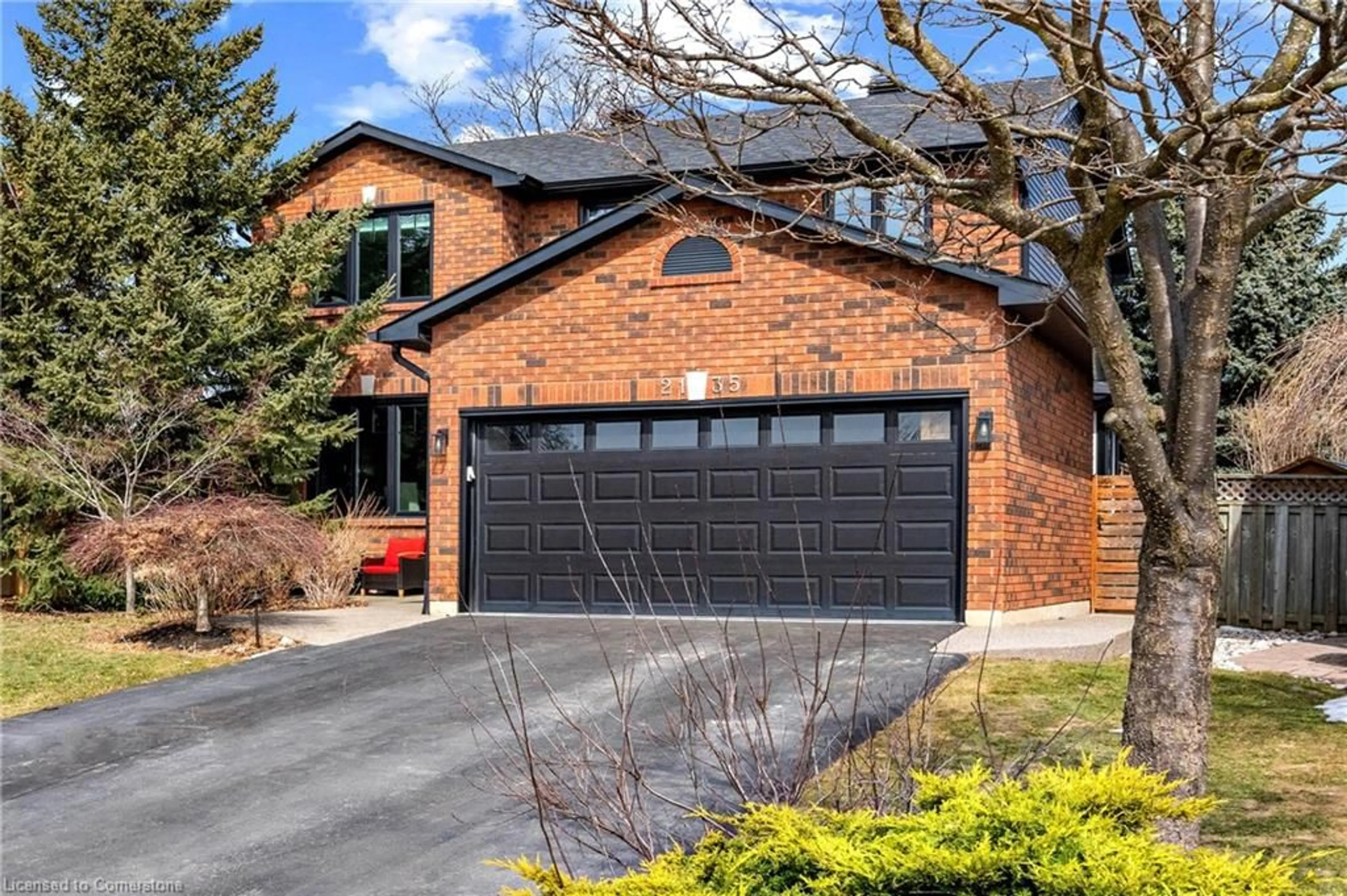 Home with brick exterior material, street for 2135 Chrisdon Rd, Burlington Ontario L7M 3S4