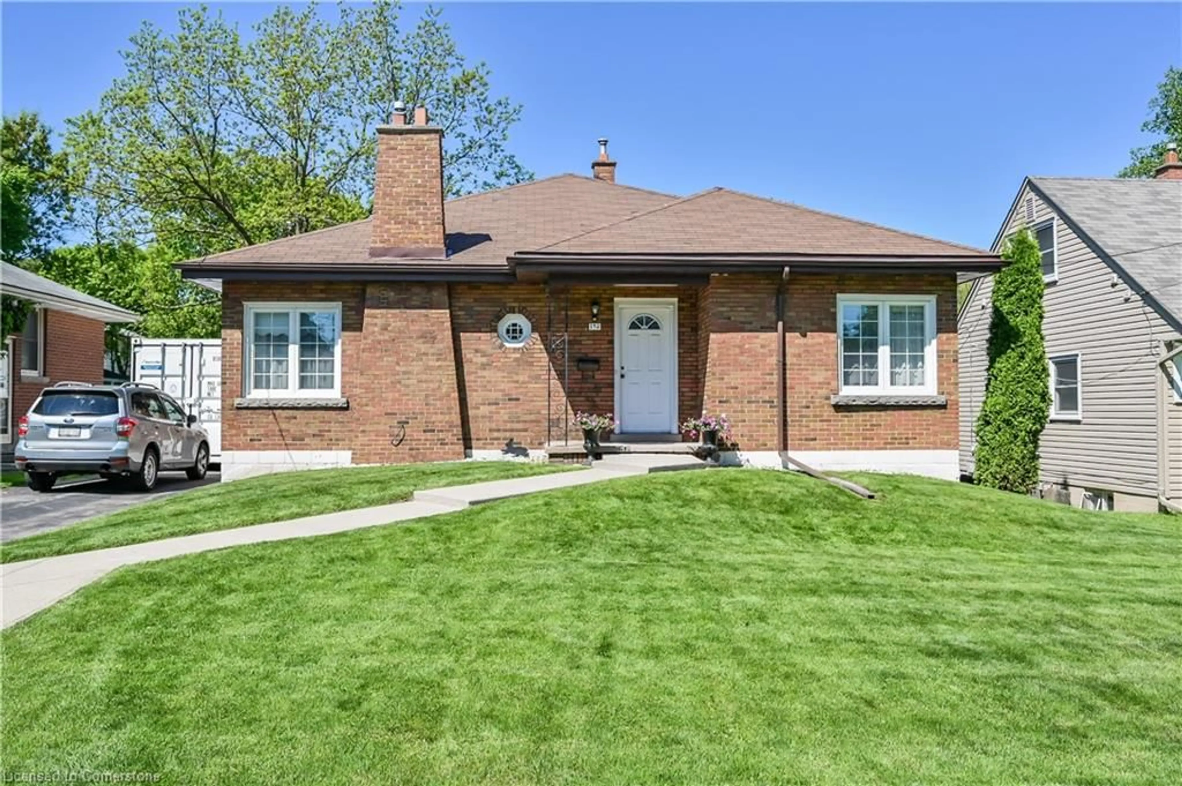 Home with brick exterior material, street for 192 Ewen Rd, Hamilton Ontario L8S 3C9