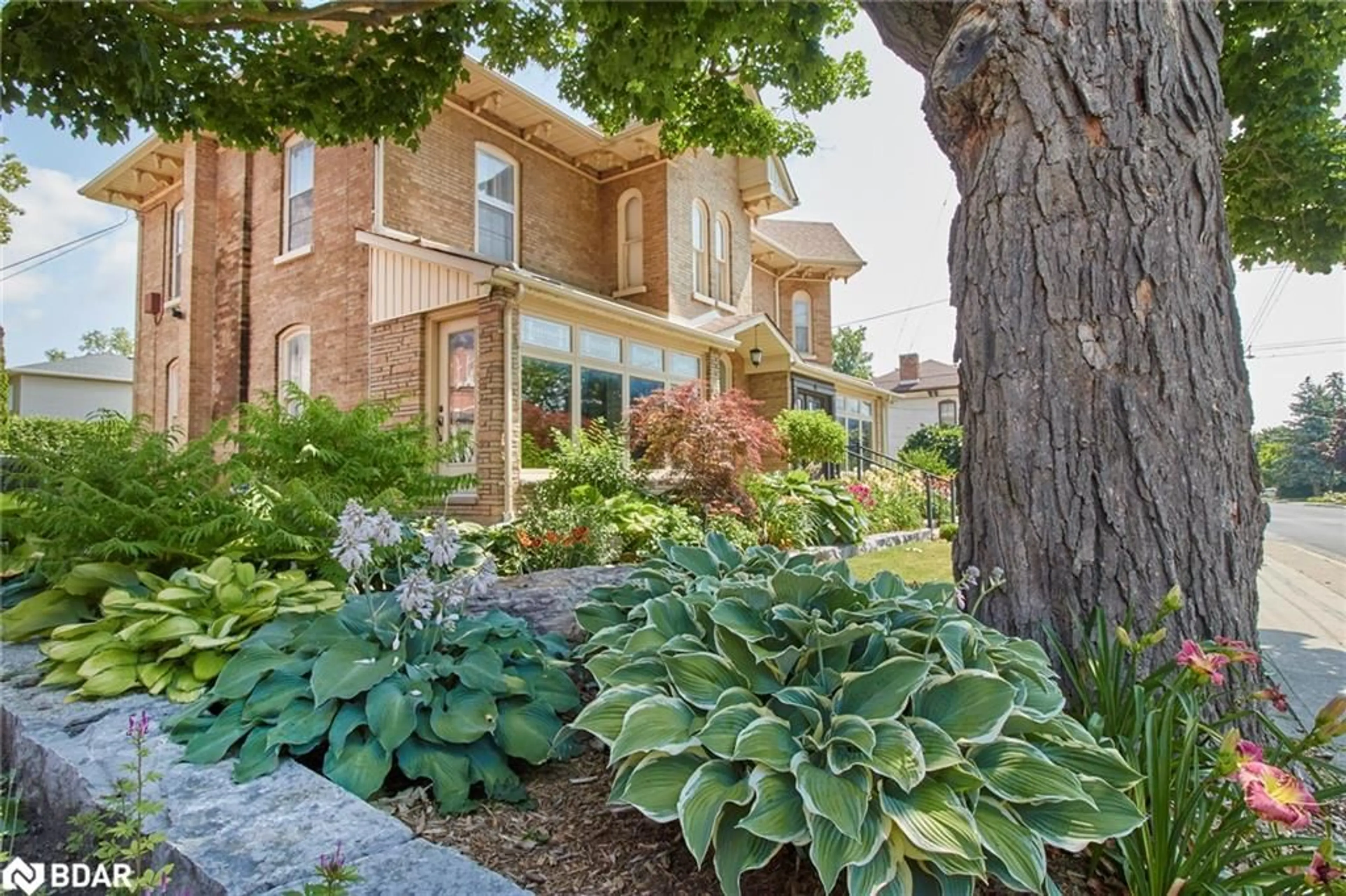 Home with brick exterior material, street for 98 Church St, Bowmanville Ontario L1C 1T2
