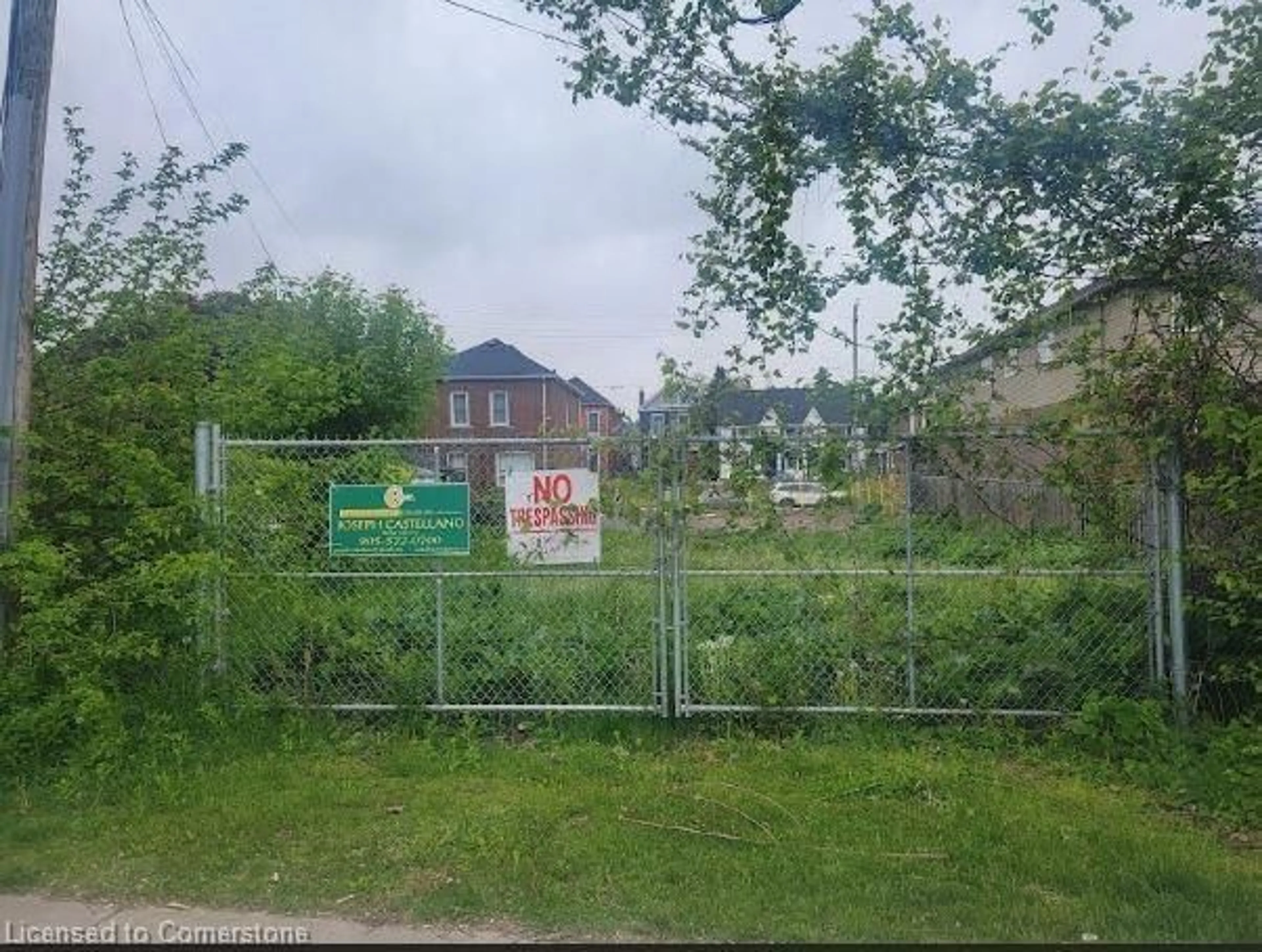 Unknown for 50 Melbourne St, Hamilton Ontario L8P 2A6