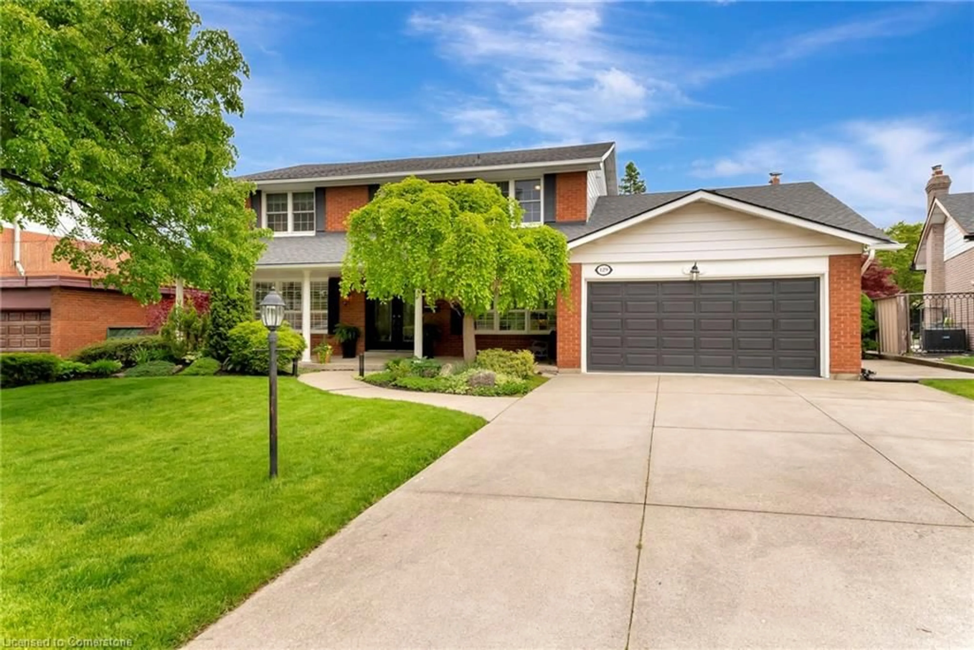 Home with brick exterior material, street for 129 Country Club Dr, Hamilton Ontario L8K 5W4
