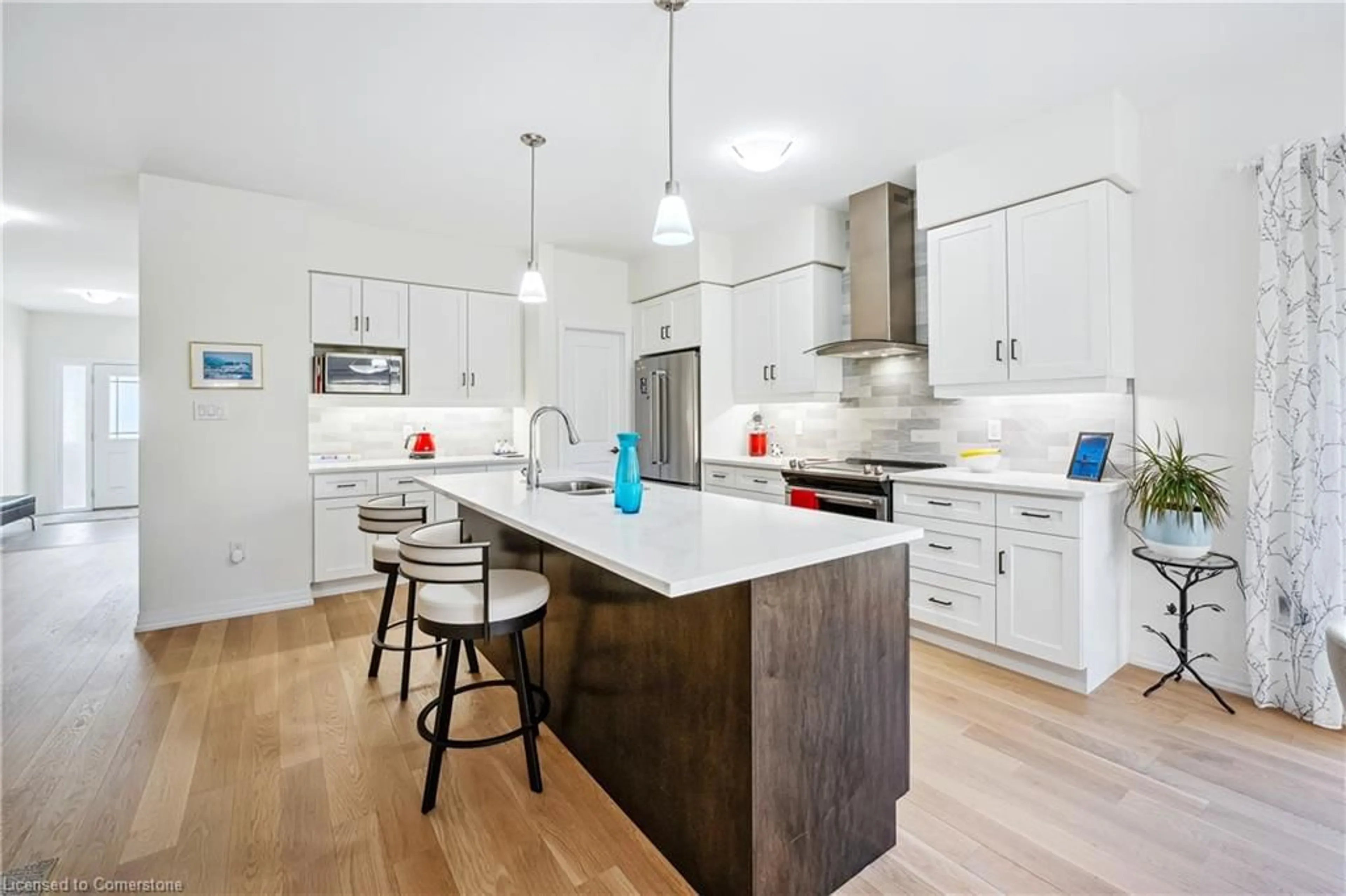 Contemporary kitchen, wood/laminate floor for 5 Lovering Lane, Guelph Ontario N1L 0H3