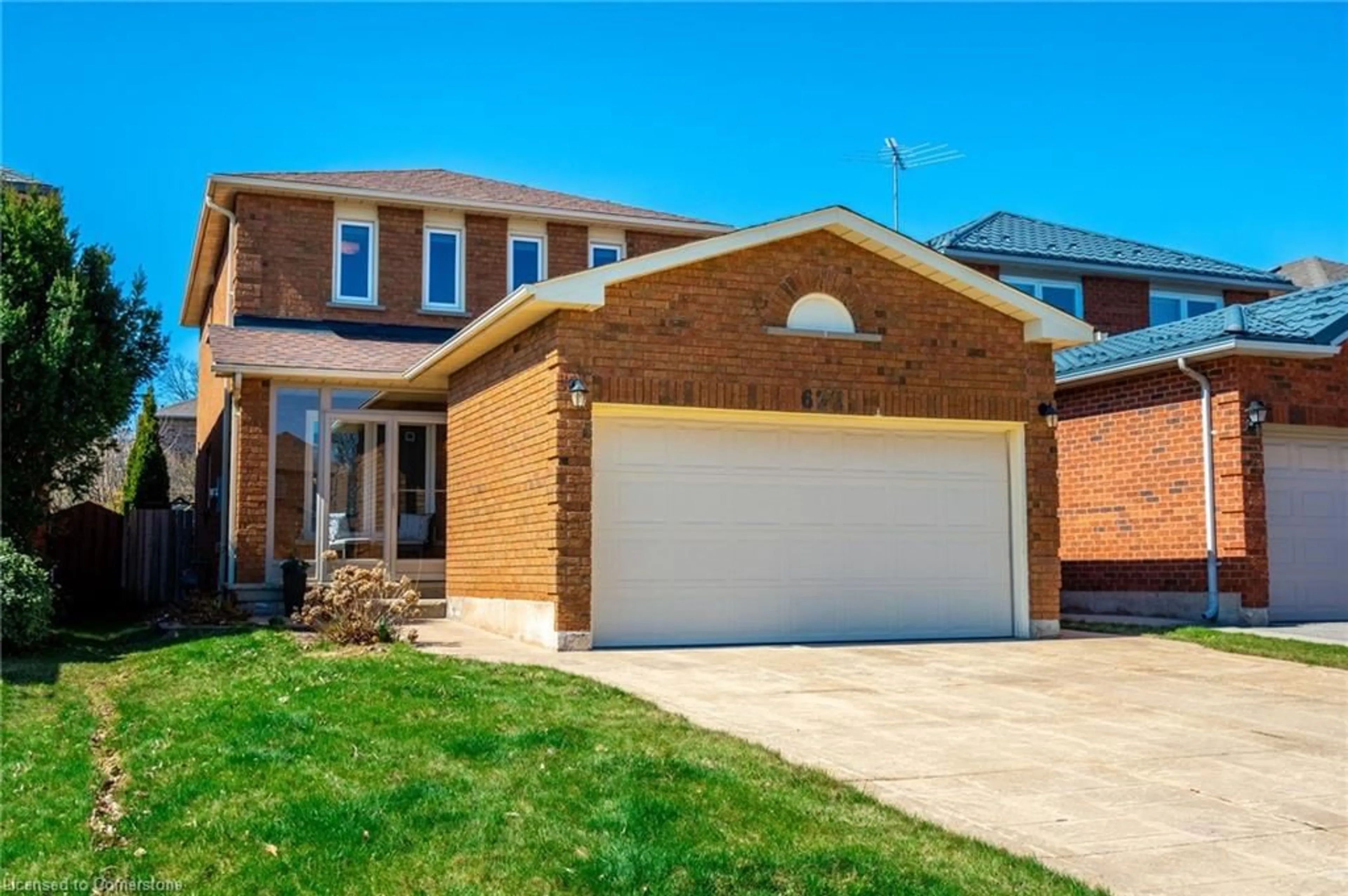 Home with brick exterior material, street for 622 Fothergill Blvd, Burlington Ontario L7L 6E3