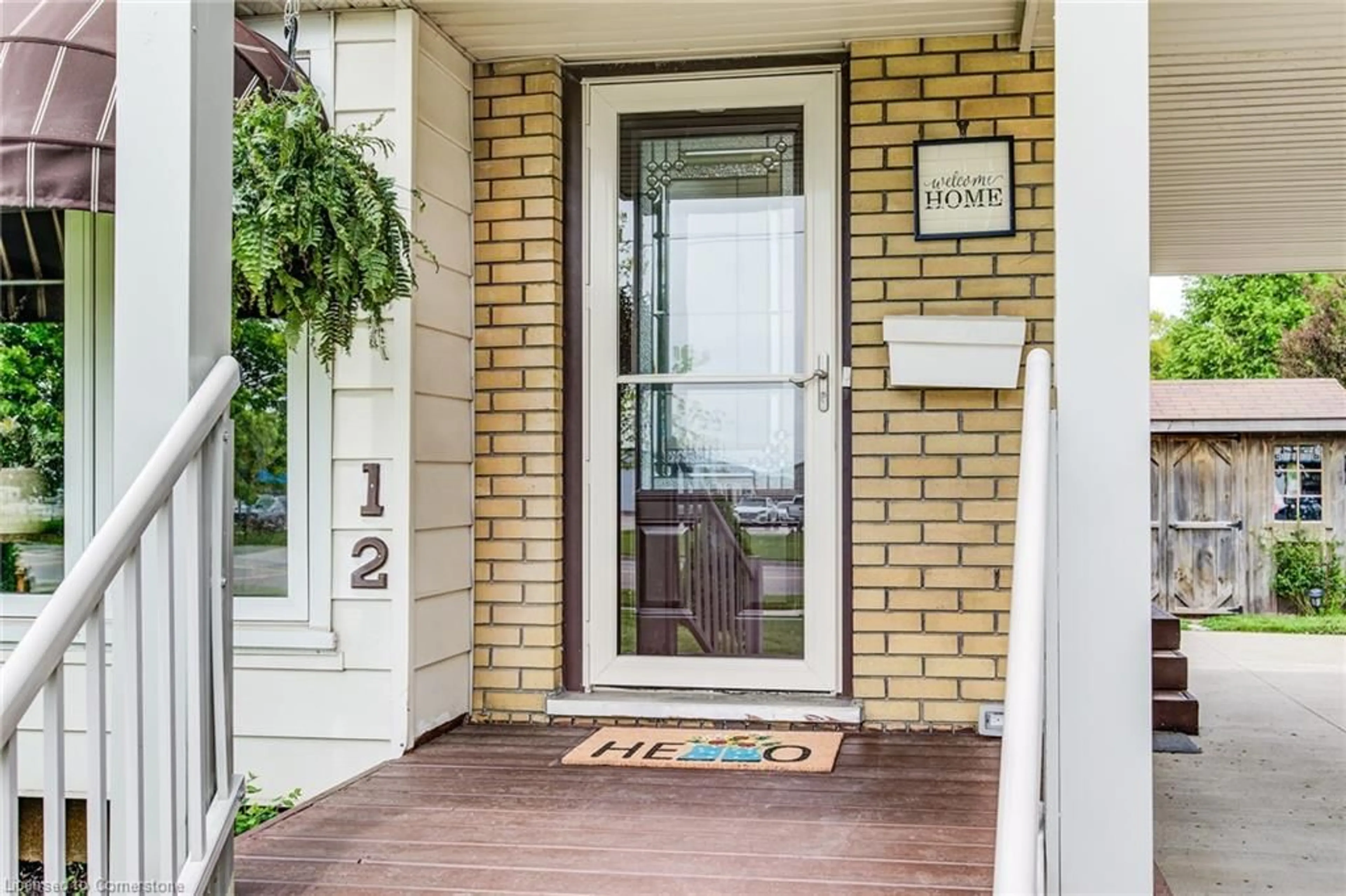 Indoor entryway for 12 First St, Elmira Ontario N3B 2E7