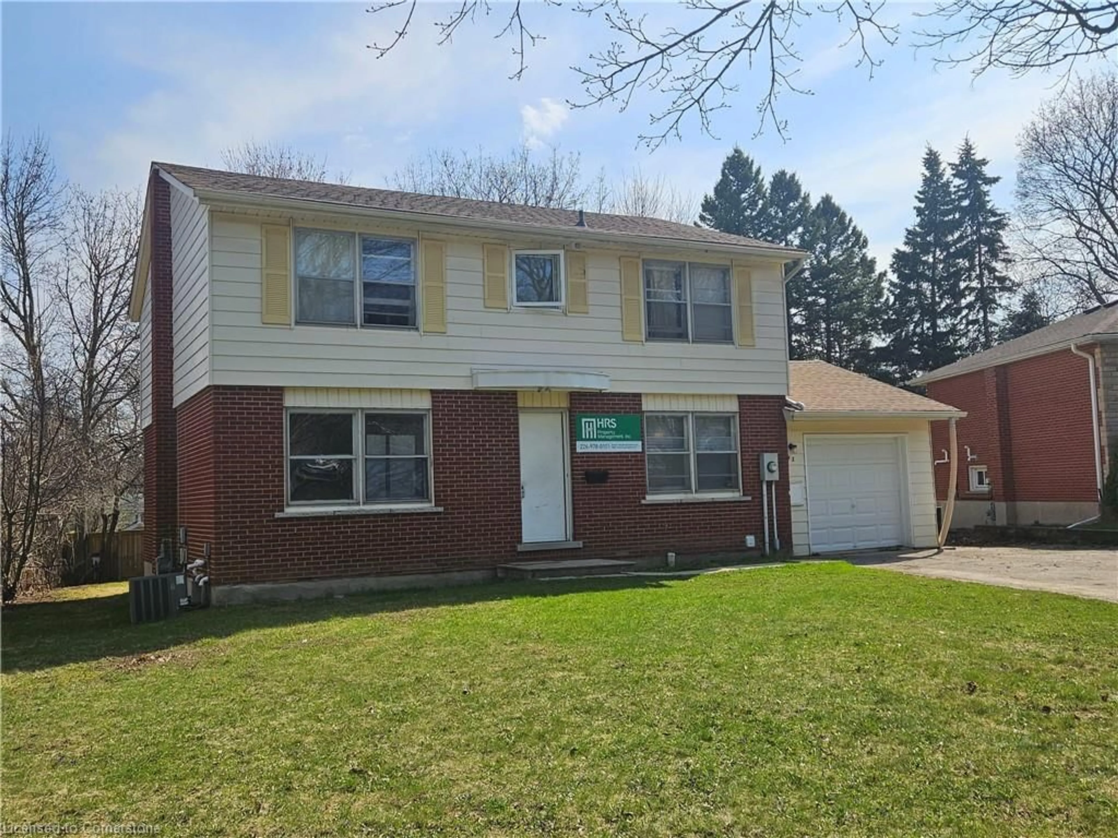 Home with vinyl exterior material, street for 42 Cardill Cres, Waterloo Ontario N2L 3Y6