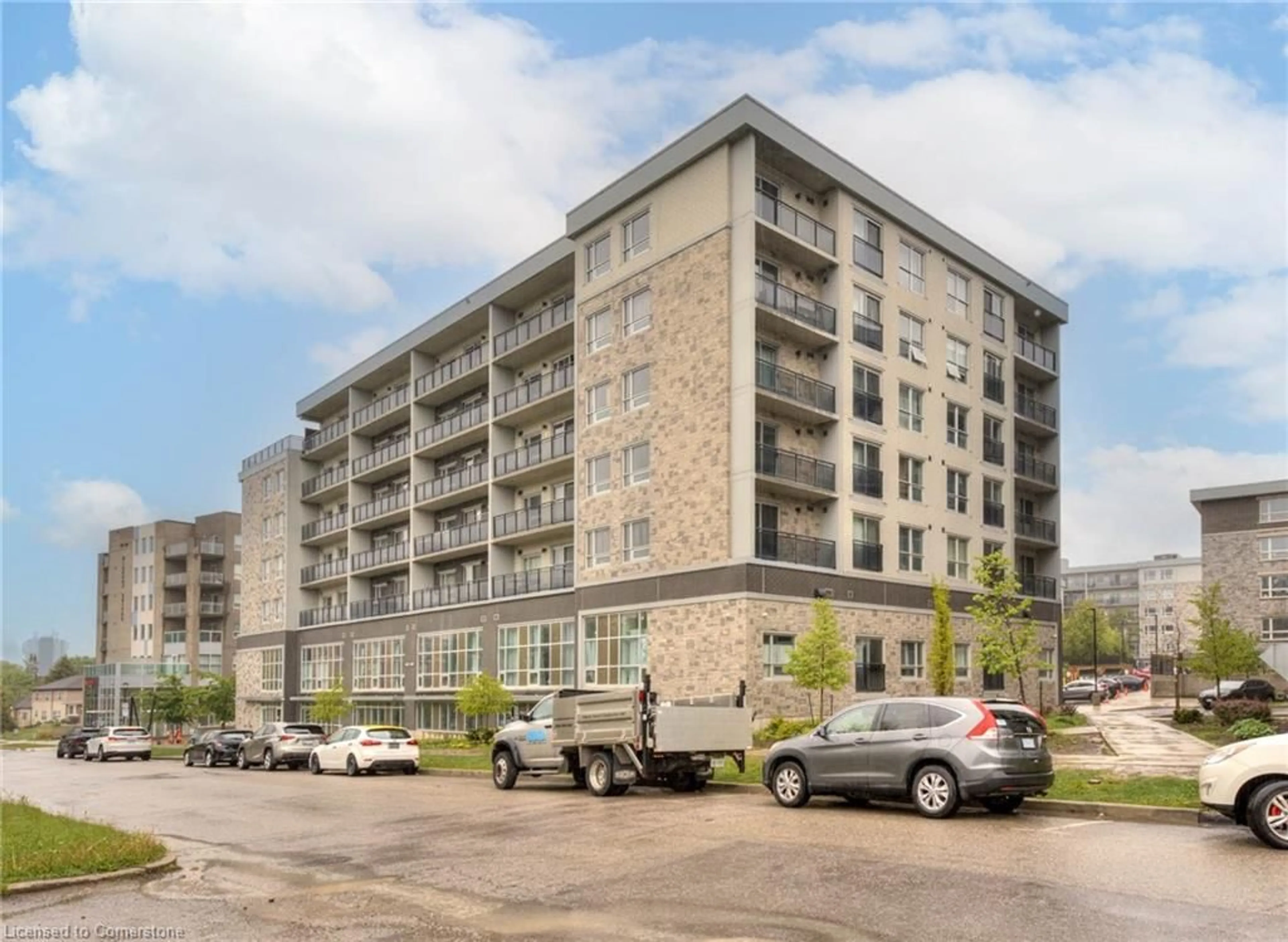 Blurry image for 275 Larch St #G216, Waterloo Ontario N2L 3R2