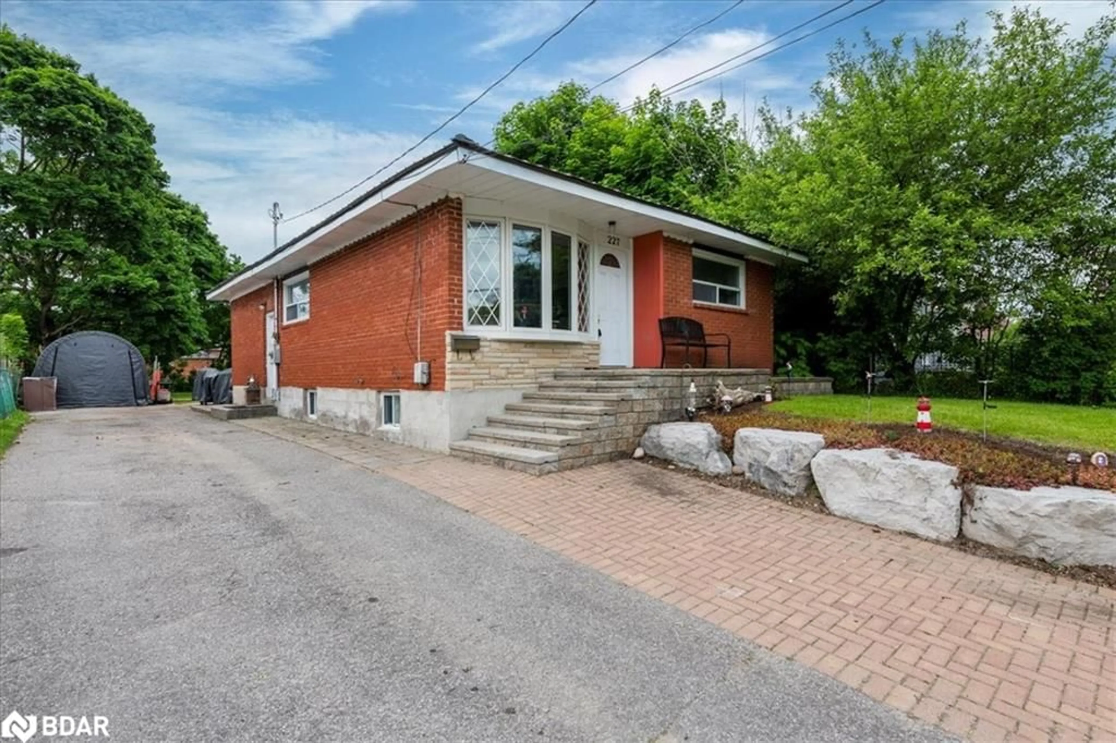 Home with brick exterior material, street for 227 Southview Rd, Barrie Ontario L4N 3X6