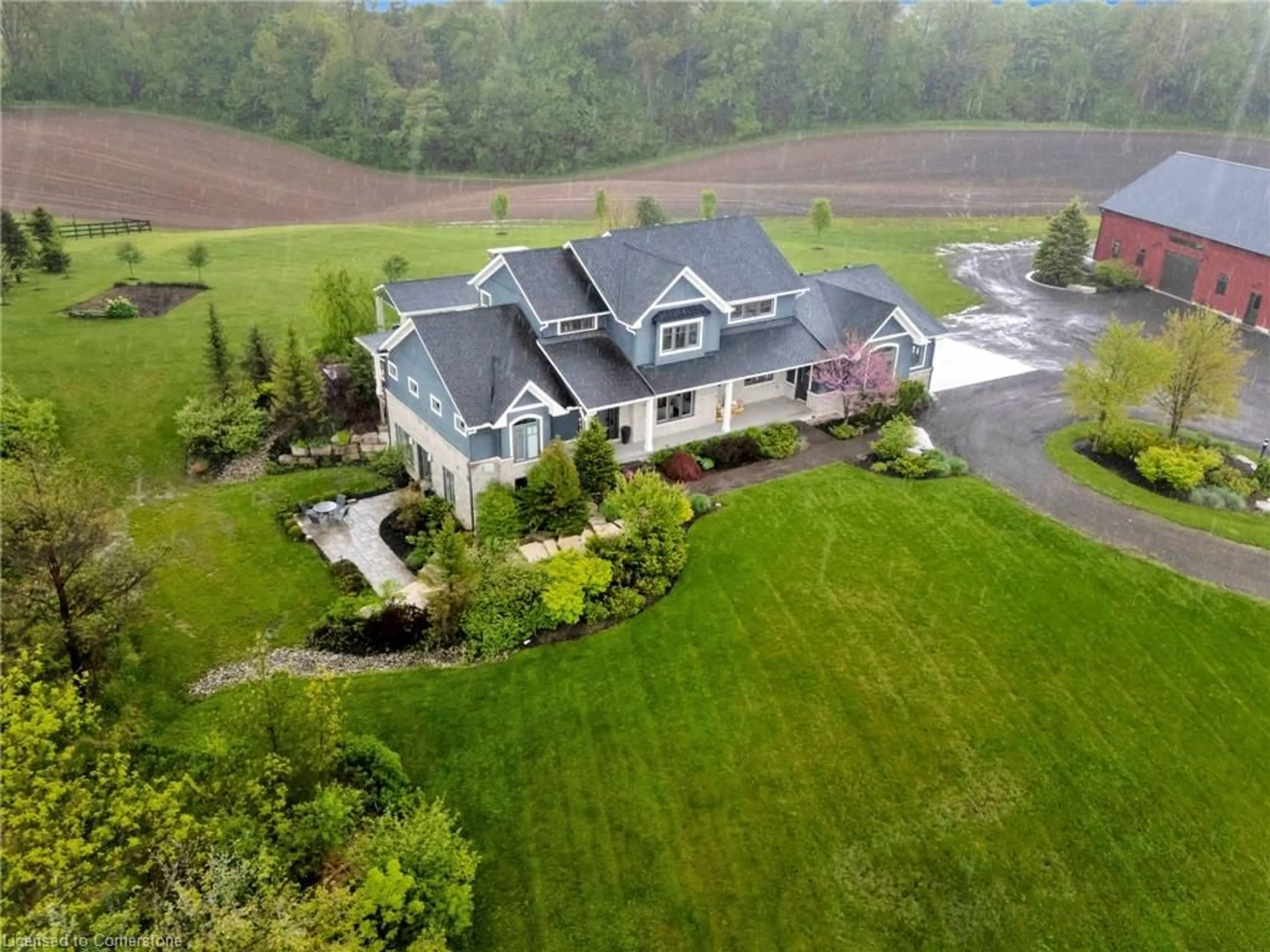 A pic from outside/outdoor area/front of a property/back of a property/a pic from drone, mountain view for 274 German School Rd, Brantford Ontario N3L 3E1