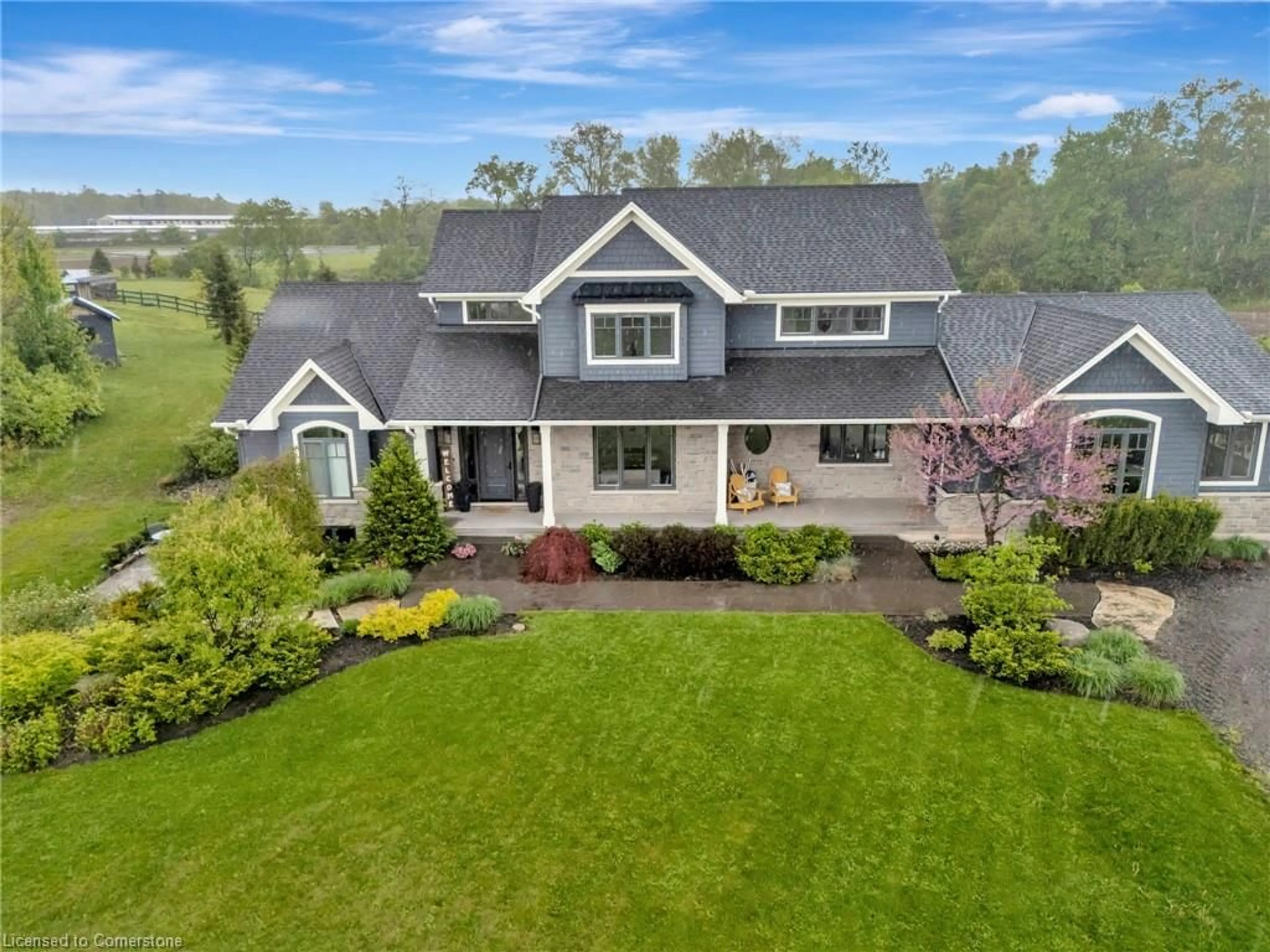 A pic from outside/outdoor area/front of a property/back of a property/a pic from drone, unknown for 274 German School Rd, Brantford Ontario N3L 3E1