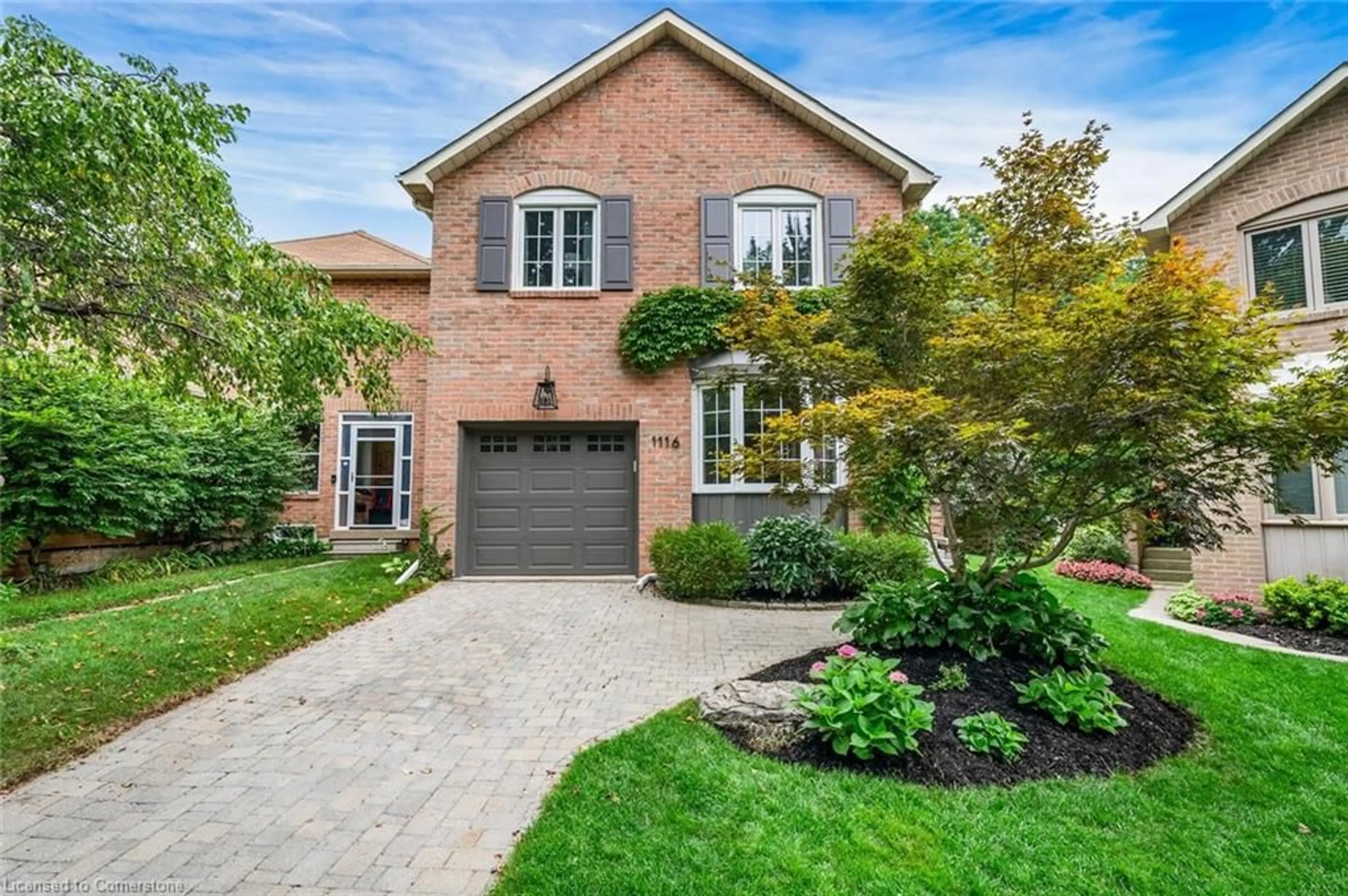 Home with brick exterior material, street for 1116 Springbrook Cres, Oakville Ontario L6M 2C8