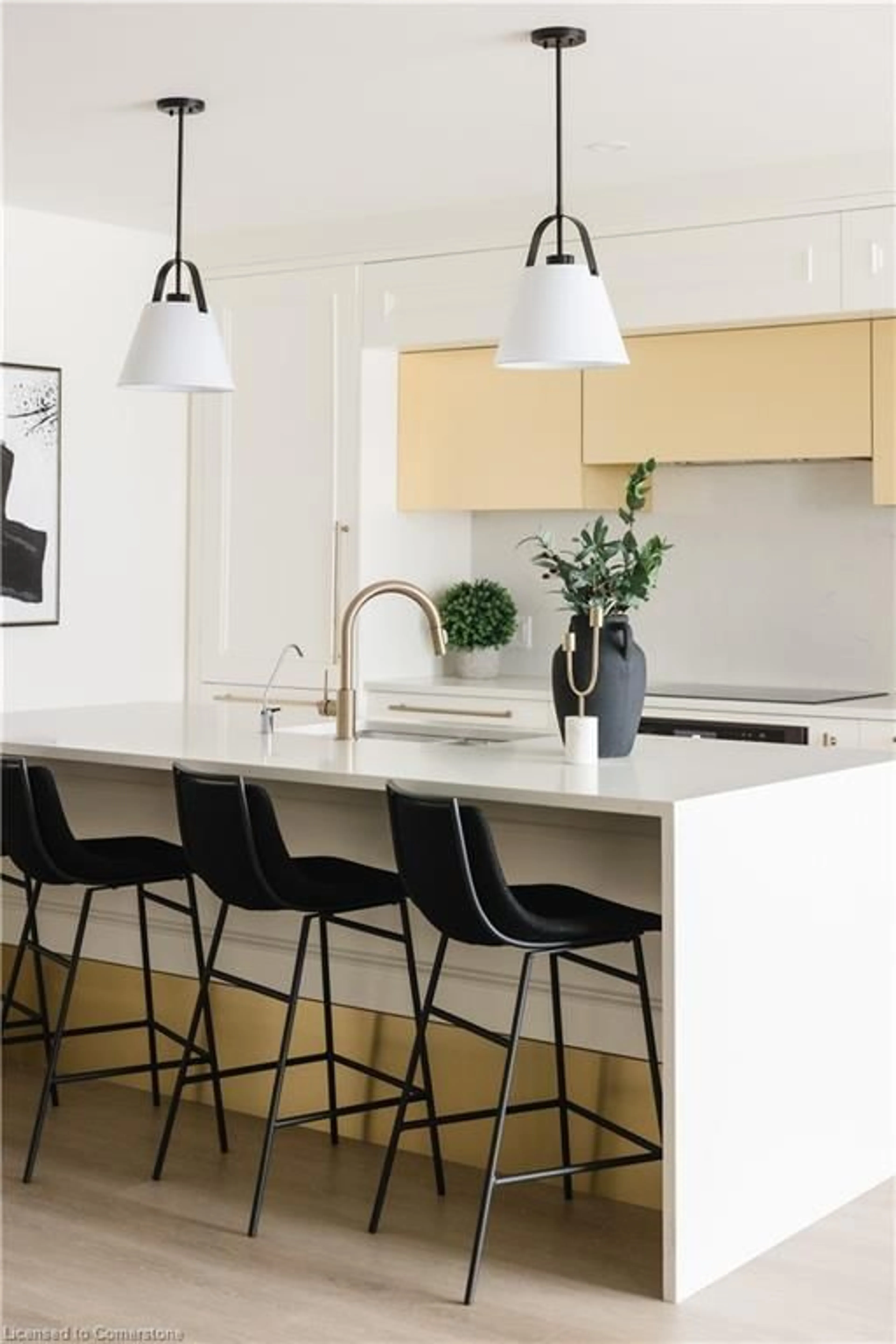 Contemporary kitchen, unknown for 6523 Wellington Road 7, Elora Ontario N0B 1S0