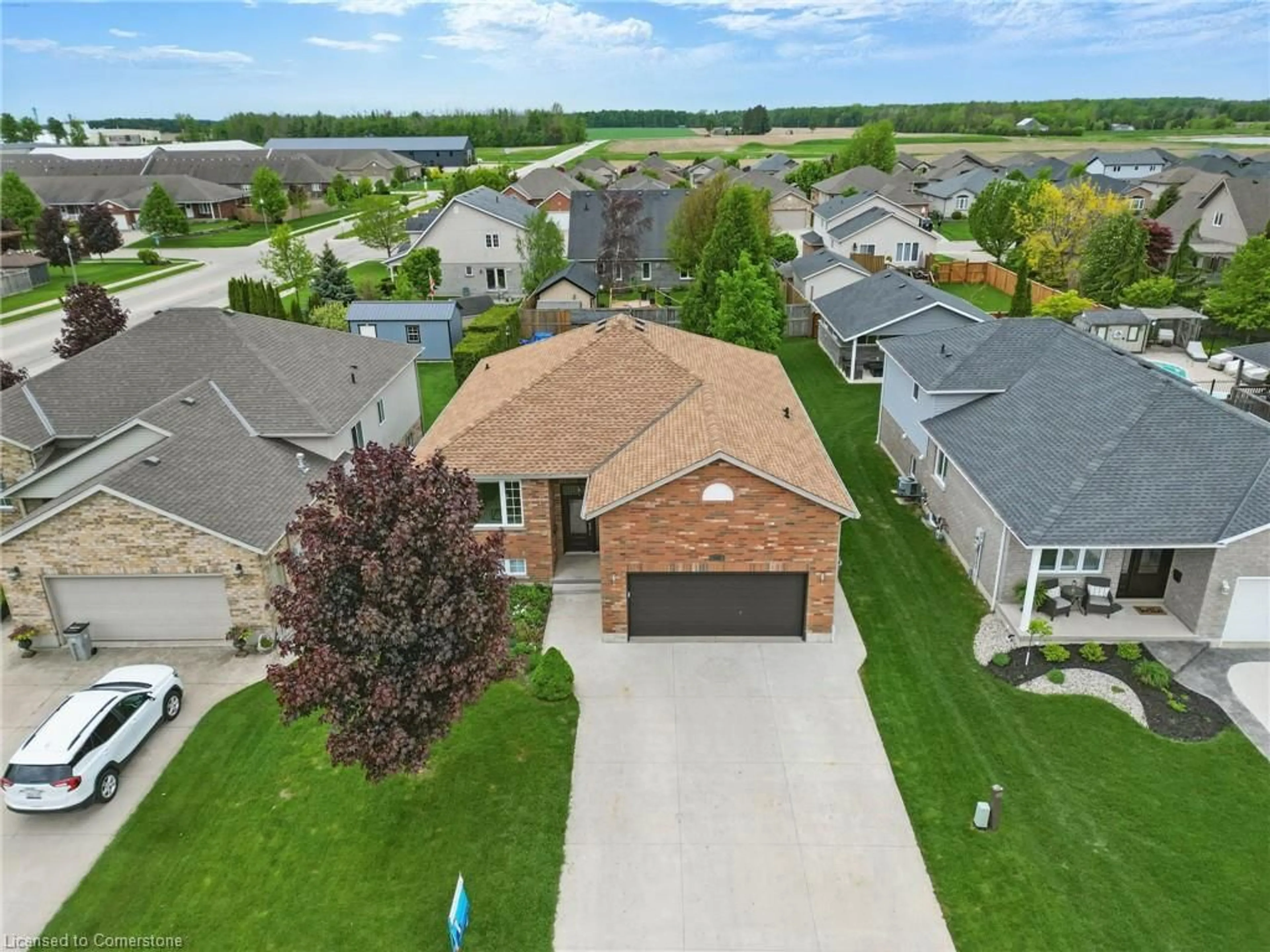 A pic from outside/outdoor area/front of a property/back of a property/a pic from drone, street for 120 Denstedt St, Listowel Ontario N4W 3W2