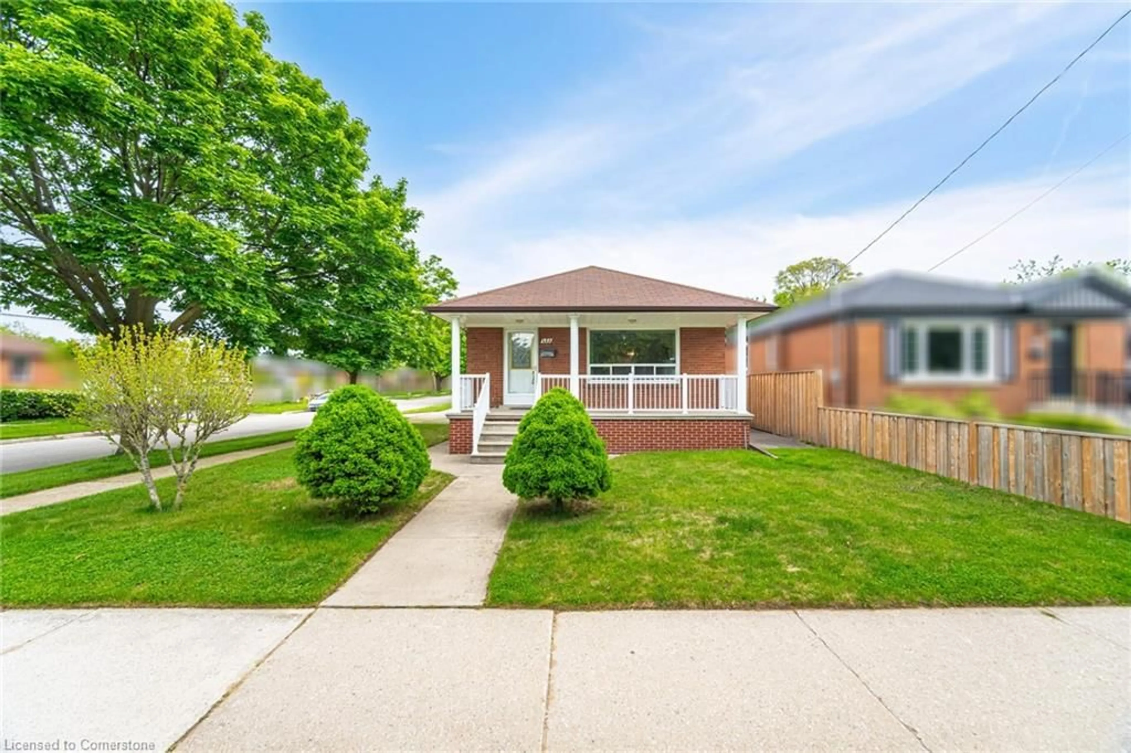 Unknown for 425 Lanor Ave, Etobicoke Ontario M8W 2R9